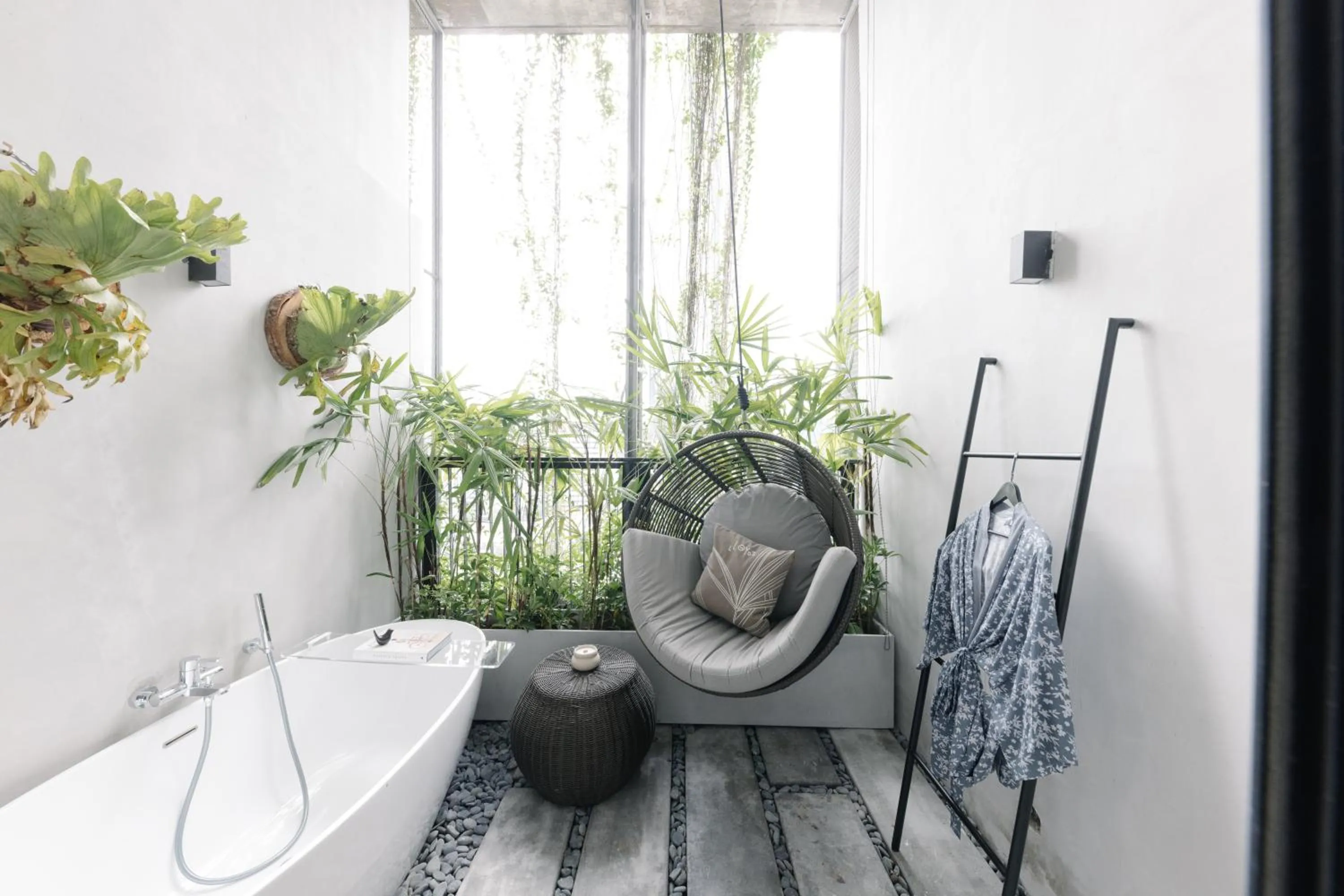 Bathroom in Lloyd's Inn Kuala Lumpur