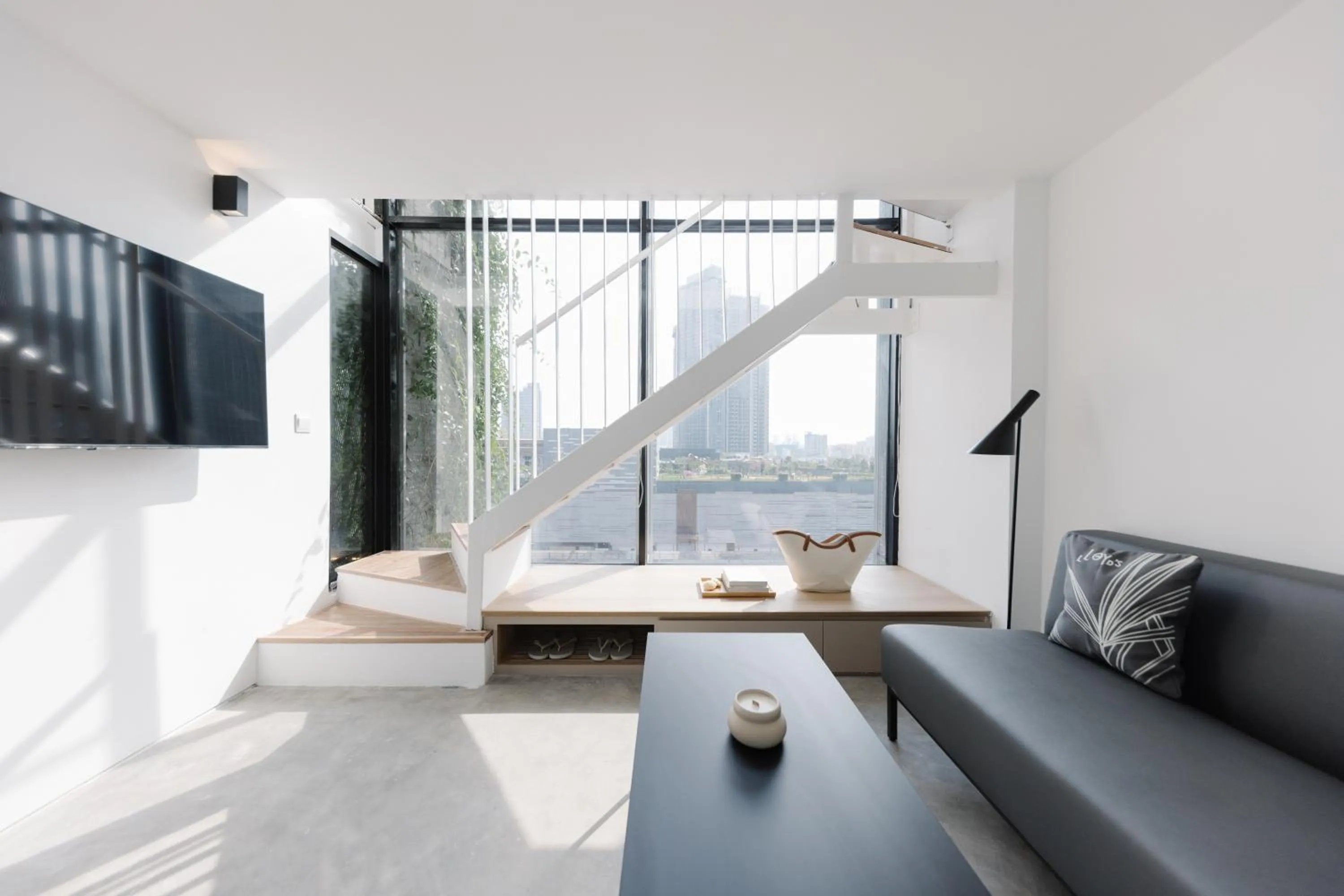 Living room in Lloyd's Inn Kuala Lumpur