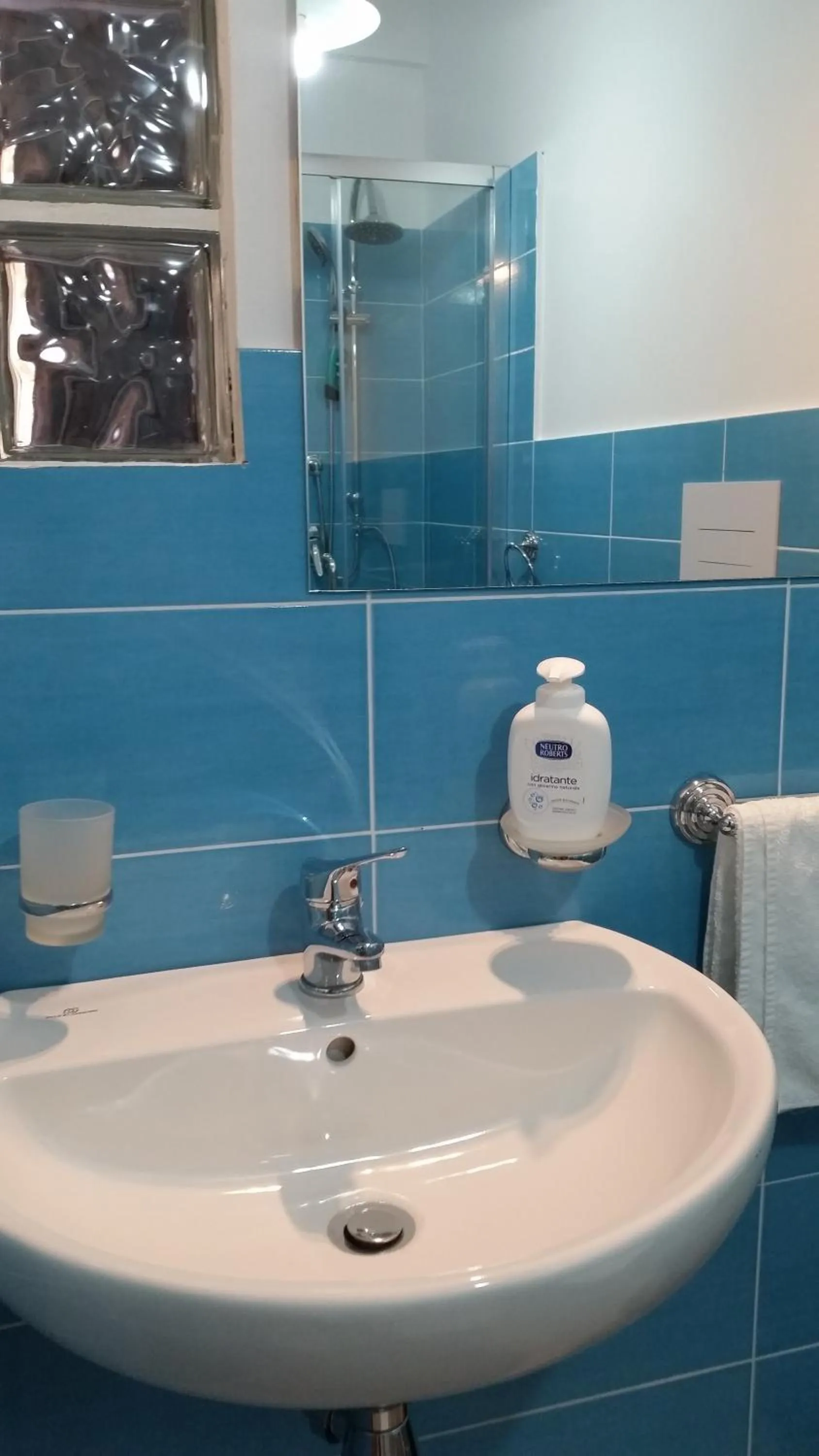 Bathroom in Casa Natia