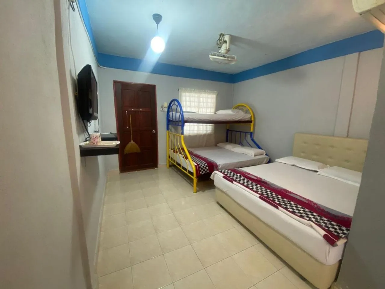 Bedroom, Bed in OYO 90910 Homestay D Lalang Inn