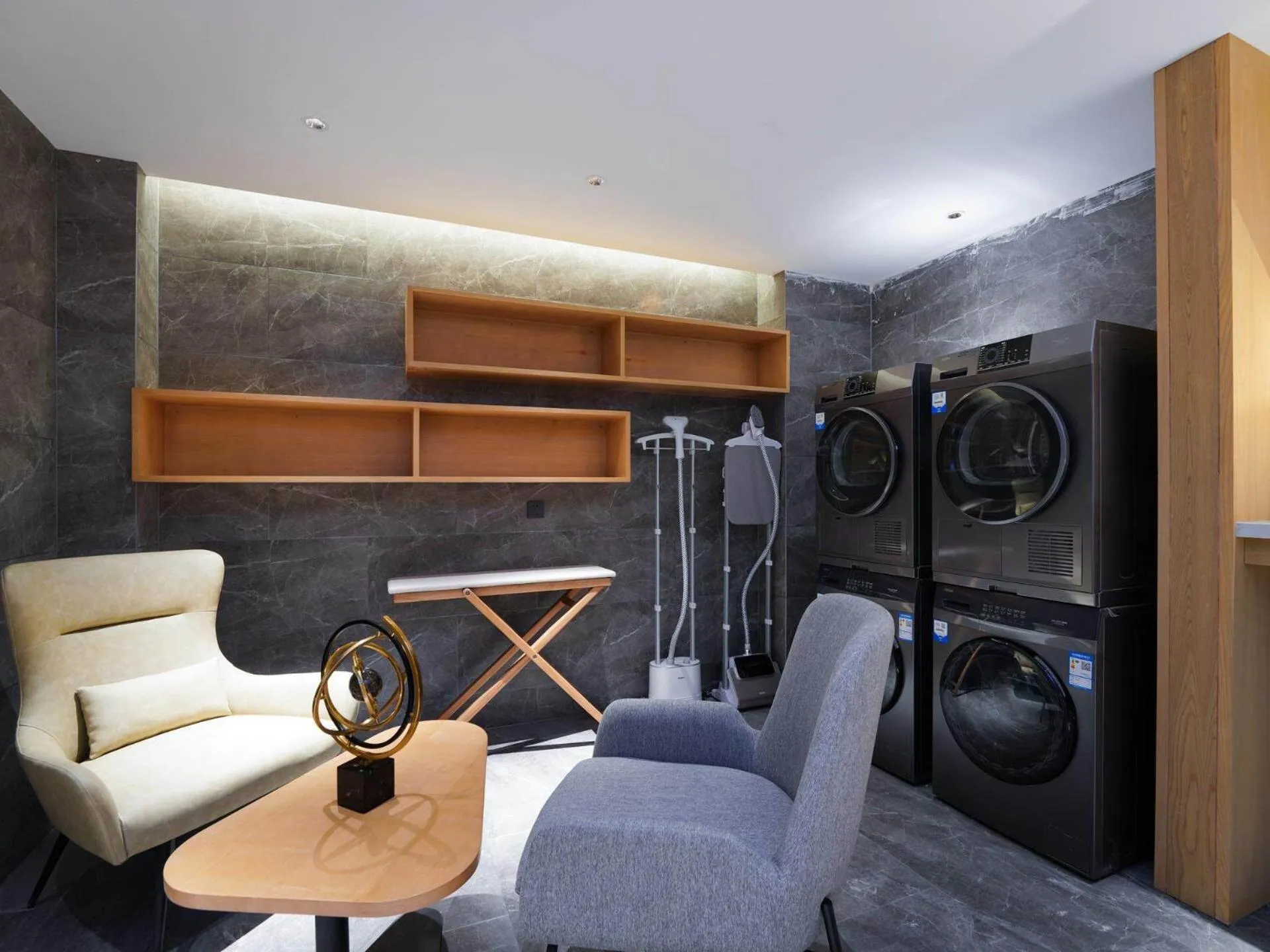 laundry in Park Inn by Radission Tianjin Binhai International Airport