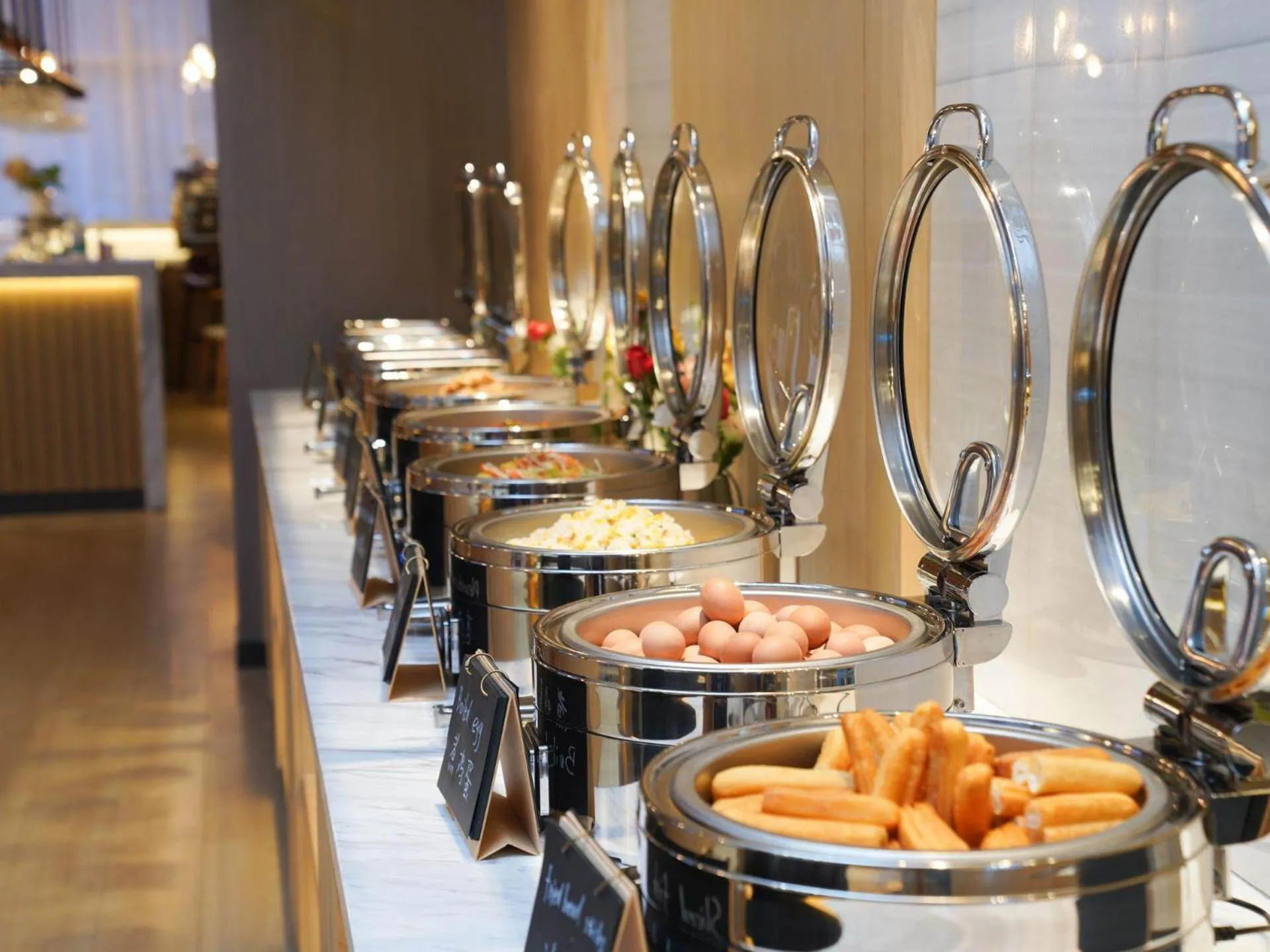 Buffet breakfast in Park Inn by Radission Tianjin Binhai International Airport