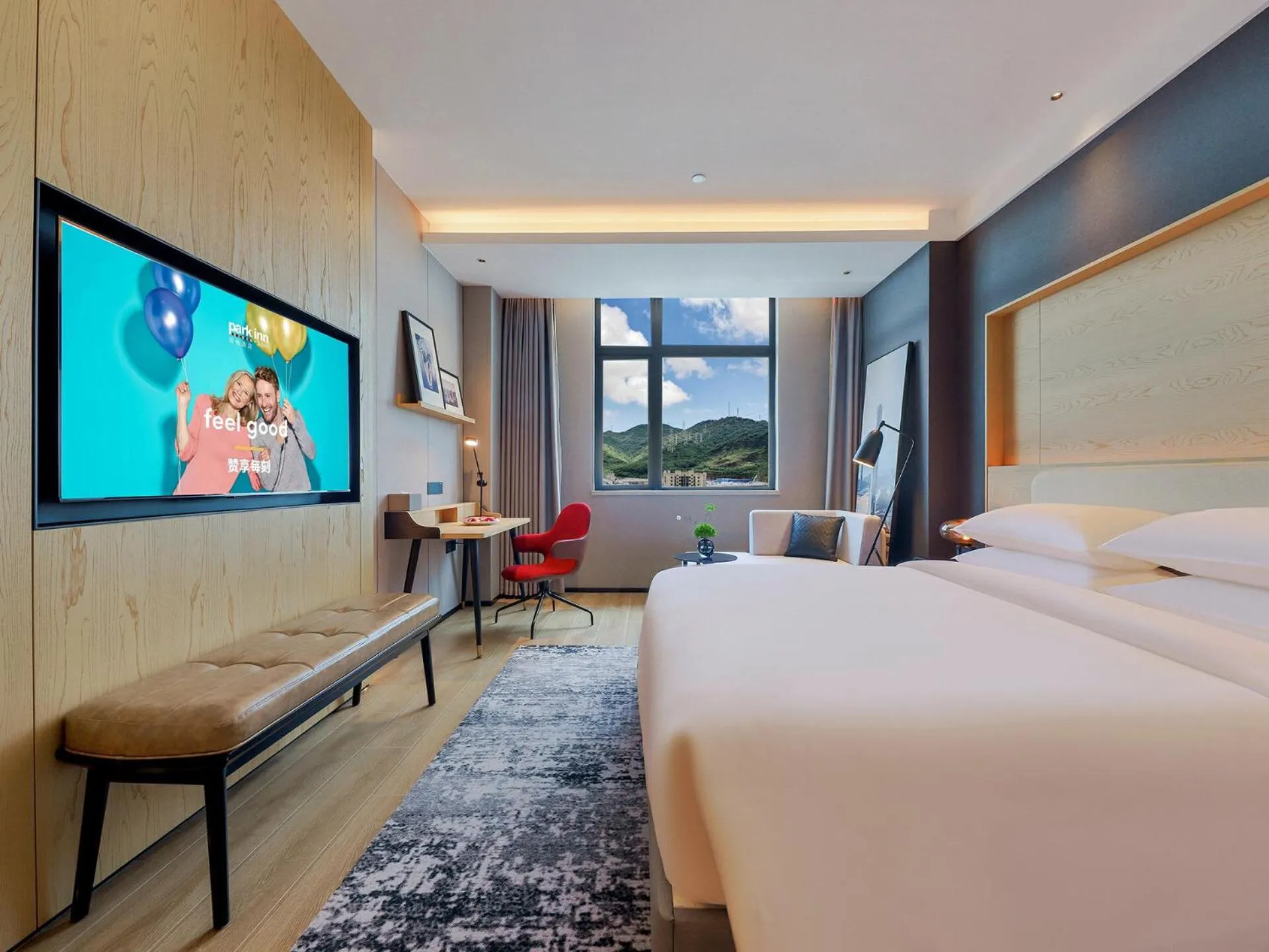 Photo of the whole room, Bed in Park Inn by Radisson Zhuhai Gaolan Port