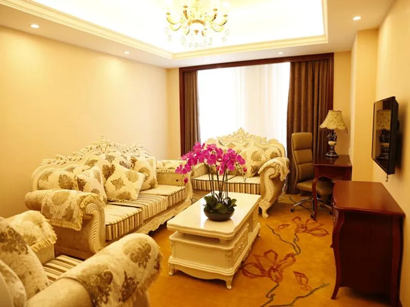 Vienna International Hotel Shanghai Hongqiao Airport Convention and Exhibition Center Huaxu Highway