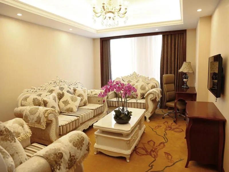 Vienna International Hotel Shanghai Hongqiao Airport Convention and Exhibition Center Huaxu Highway