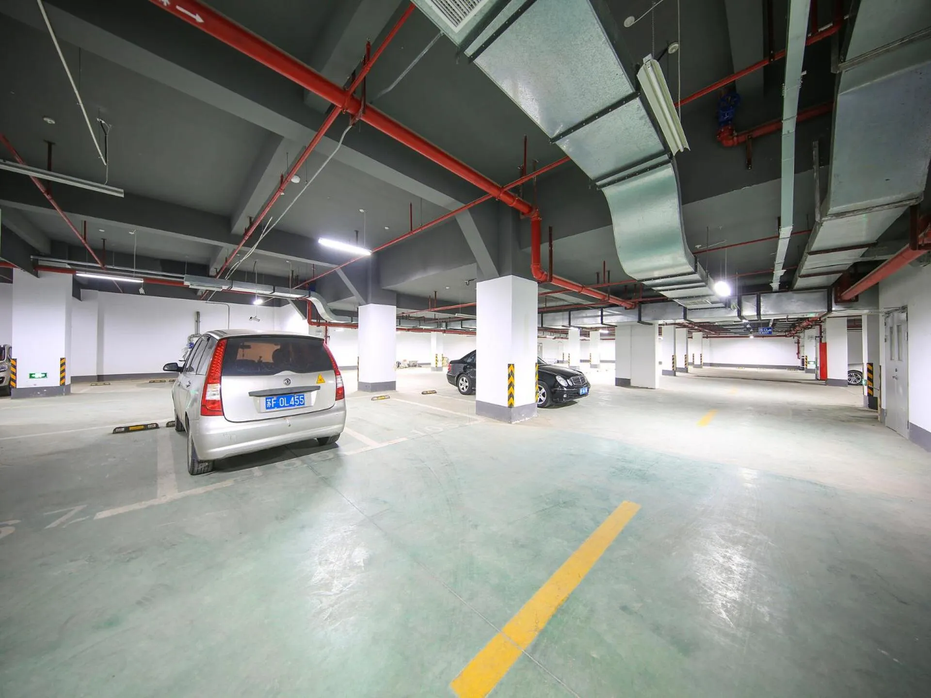 Vienna International Hotel Shanghai Hongqiao Airport Convention and Exhibition Center Huaxu Highway