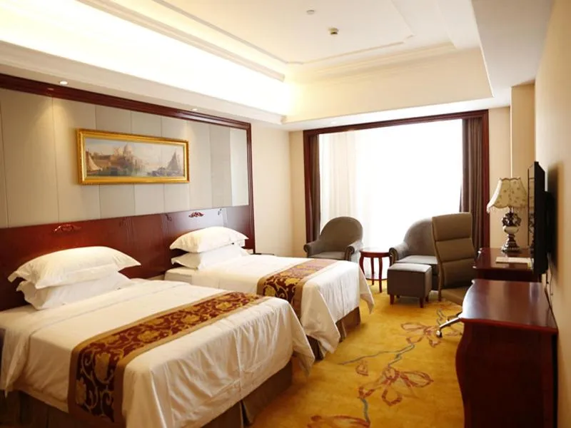 Bed in Vienna International Hotel Shanghai Hongqiao Airport Convention and Exhibition Center Huaxu Highway