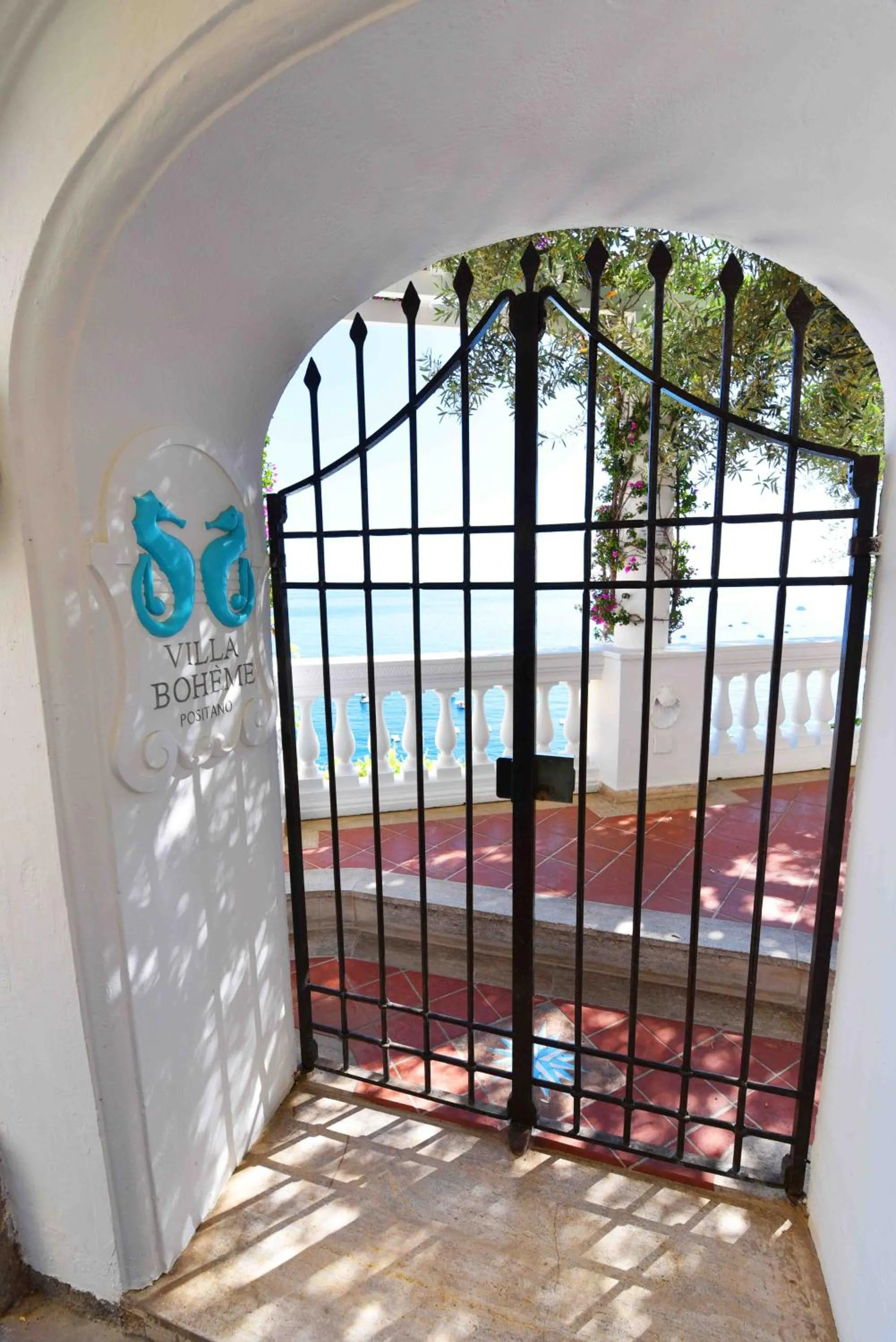 Property building in Villa Boheme Exclusive Luxury Suites