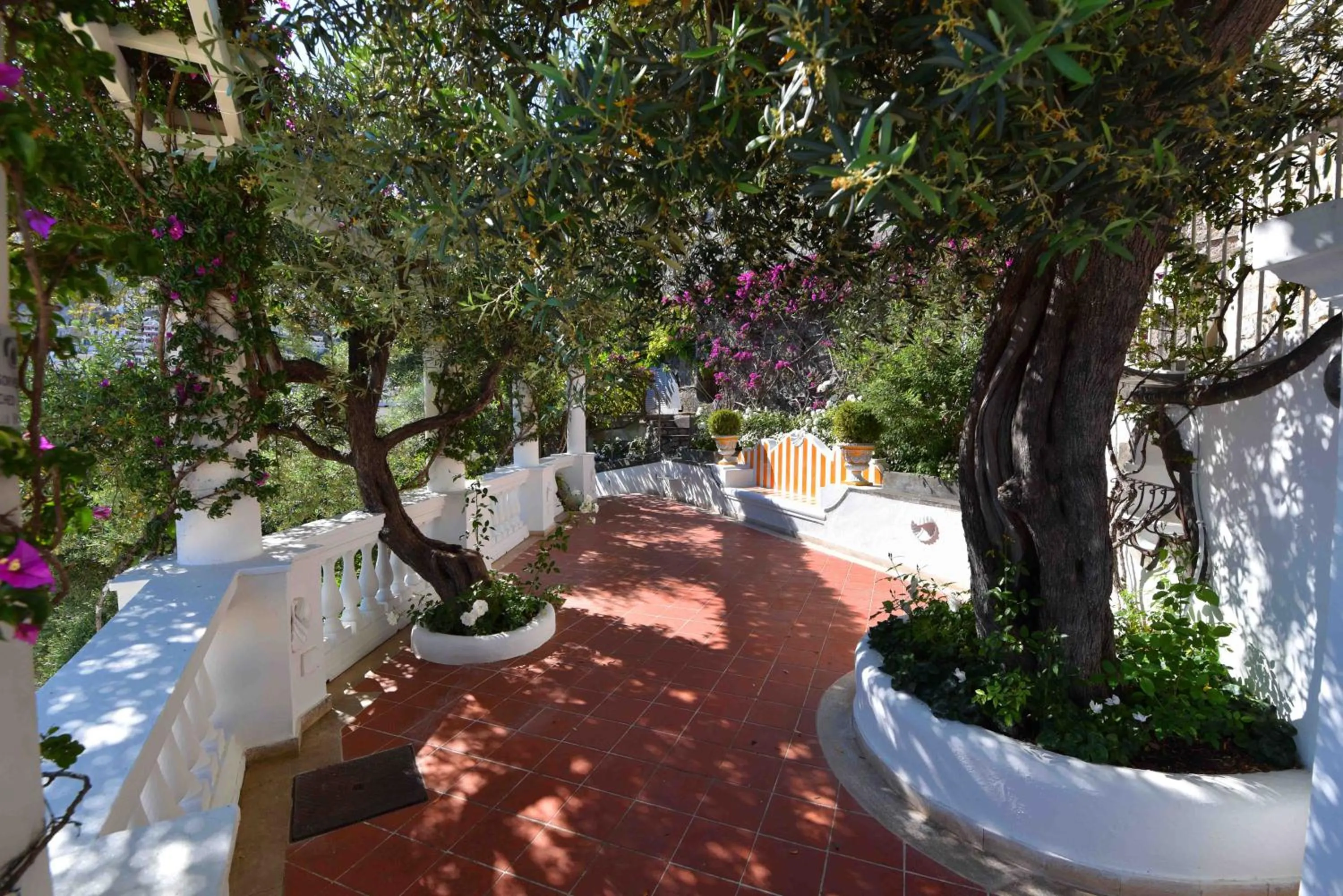 Inner courtyard view in Villa Boheme Exclusive Luxury Suites