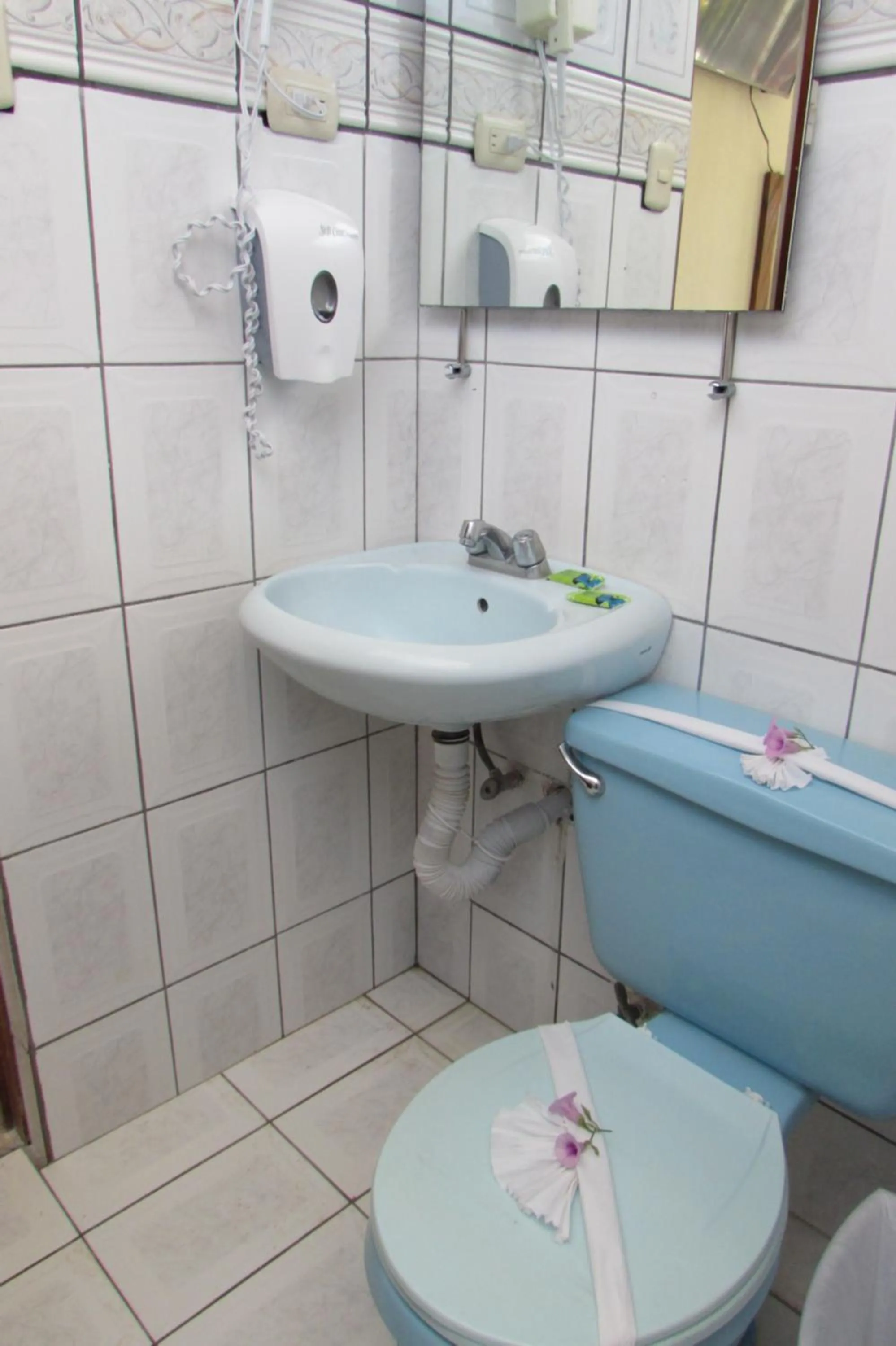 Bathroom in Hotel La Siesta