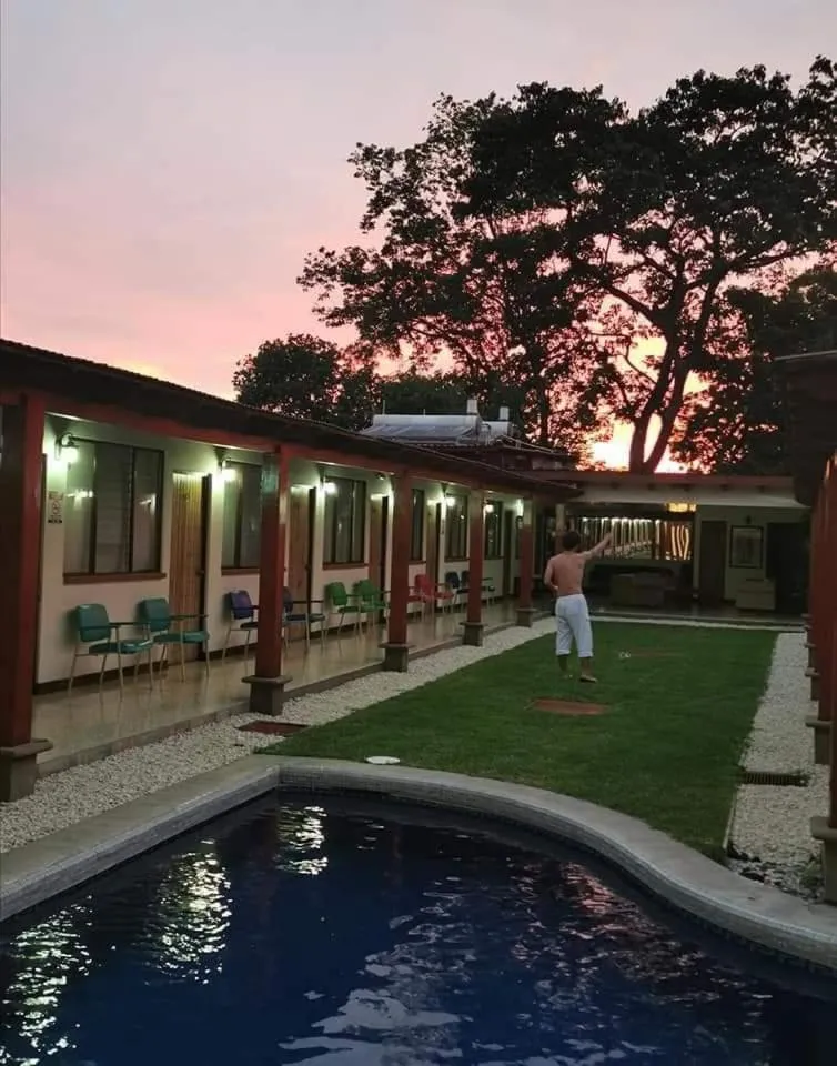 Swimming pool in Hotel La Siesta