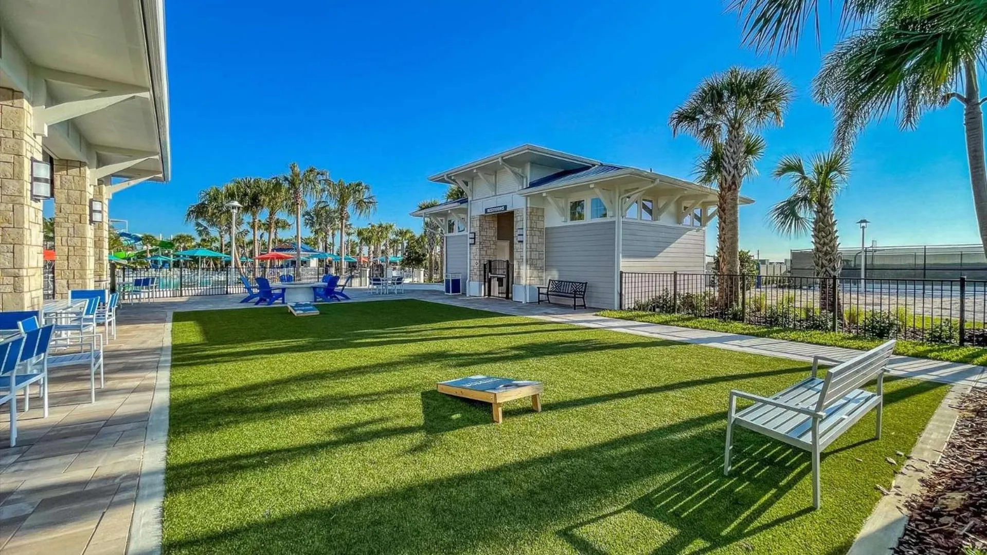 Property building in 3074 Mahalo