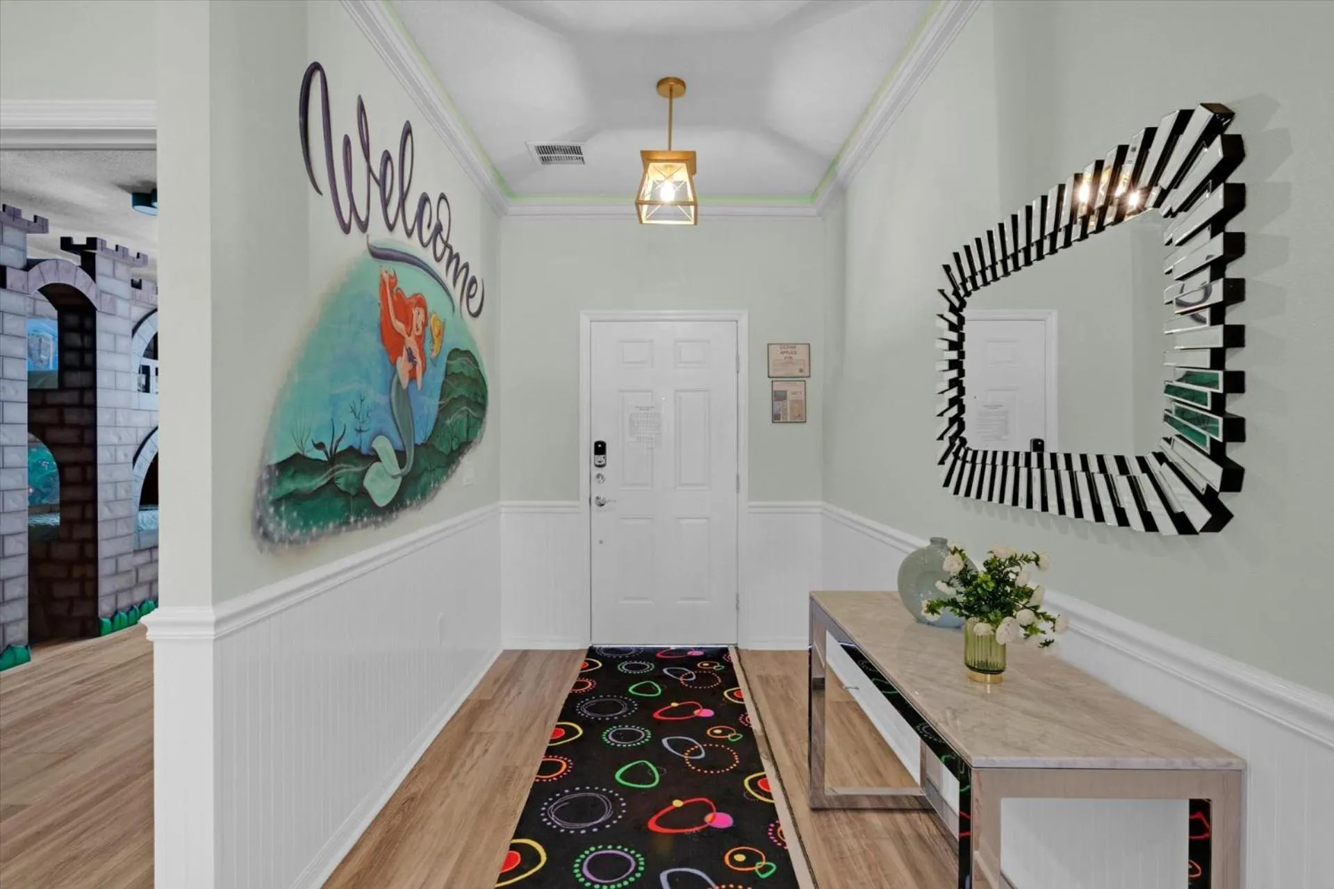 Decorative detail in 3074 Mahalo
