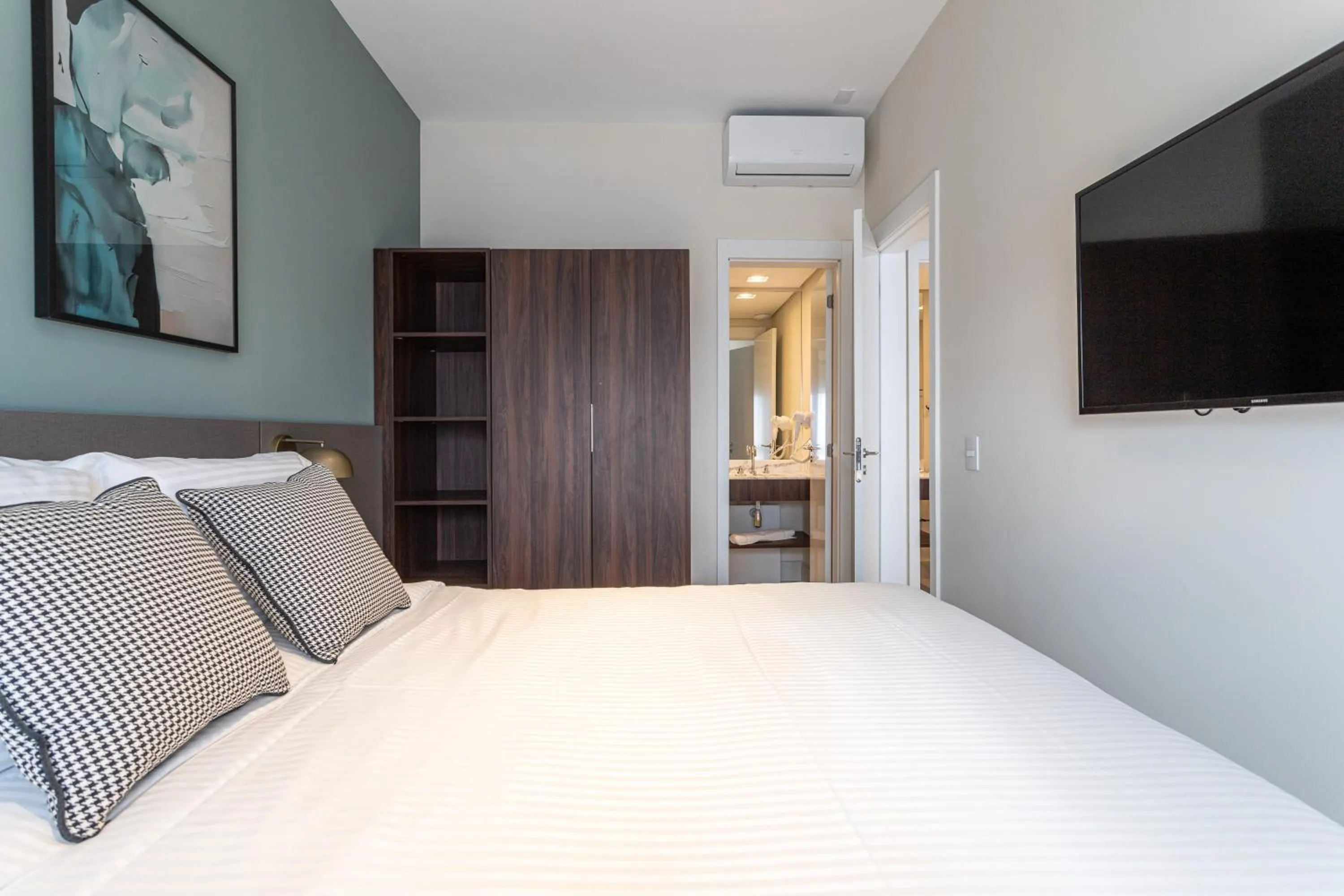 Bed in Iconyc House of Charlie