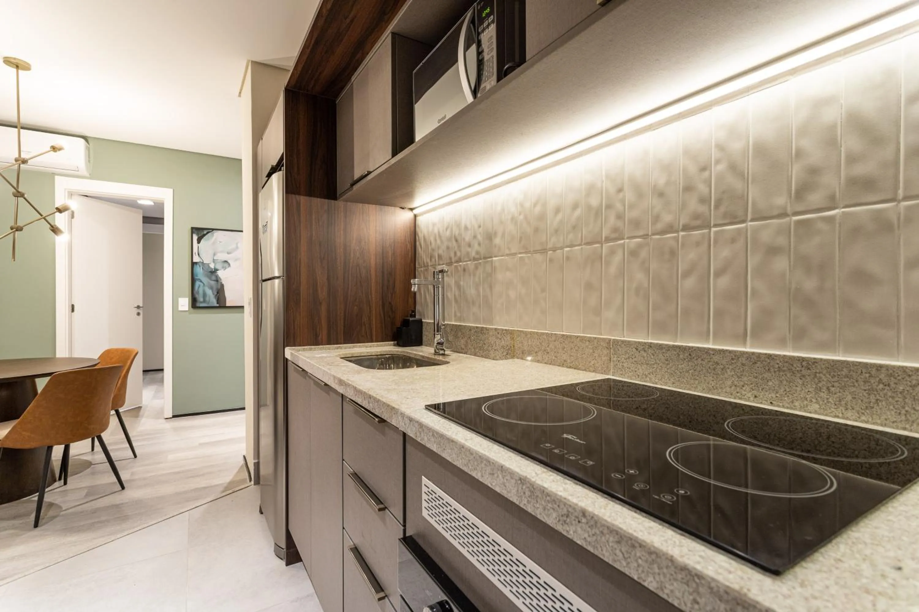 Kitchen or kitchenette in Iconyc House of Charlie