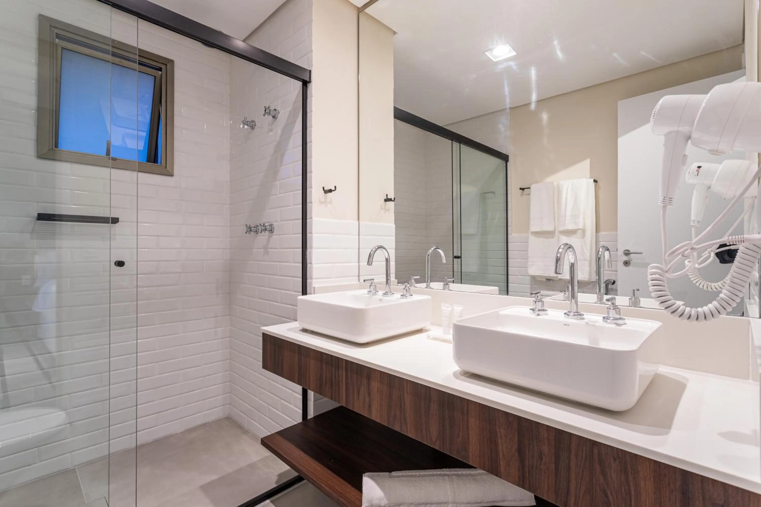 Shower in Iconyc House of Charlie