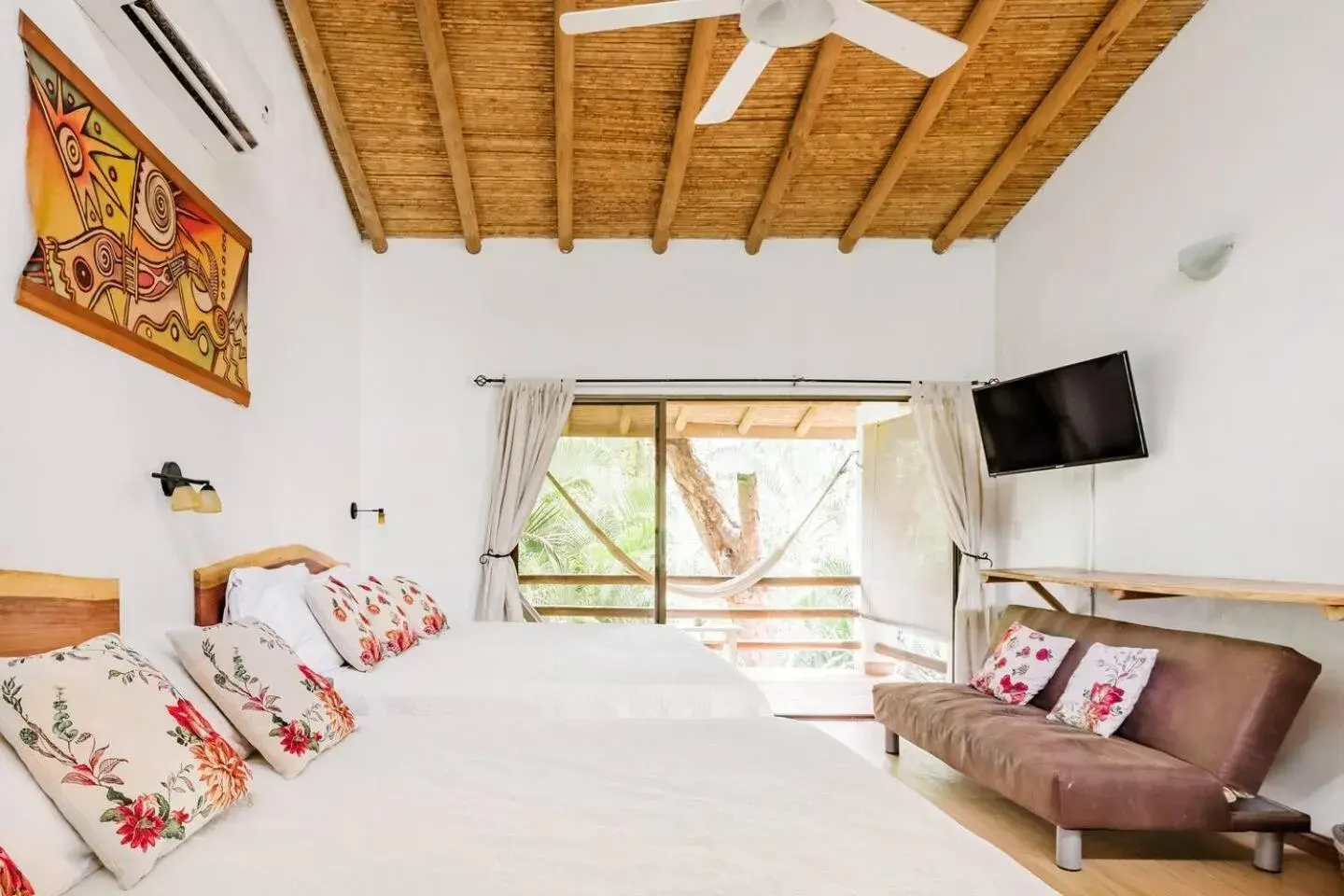 Quadruple Room with Terrace - single occupancy in Dreamcatcher Hotel - Live the Dream of Santa Teresa Quadruple Room with Terrace - single occupancy in Dreamcatcher Hotel - Live the Dream of Santa Teresa