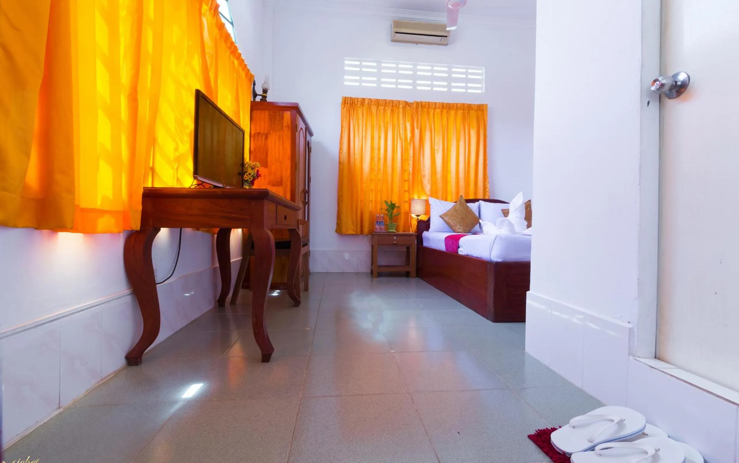 Photo of the whole room, Bed in Blossoming Romduol Boutique