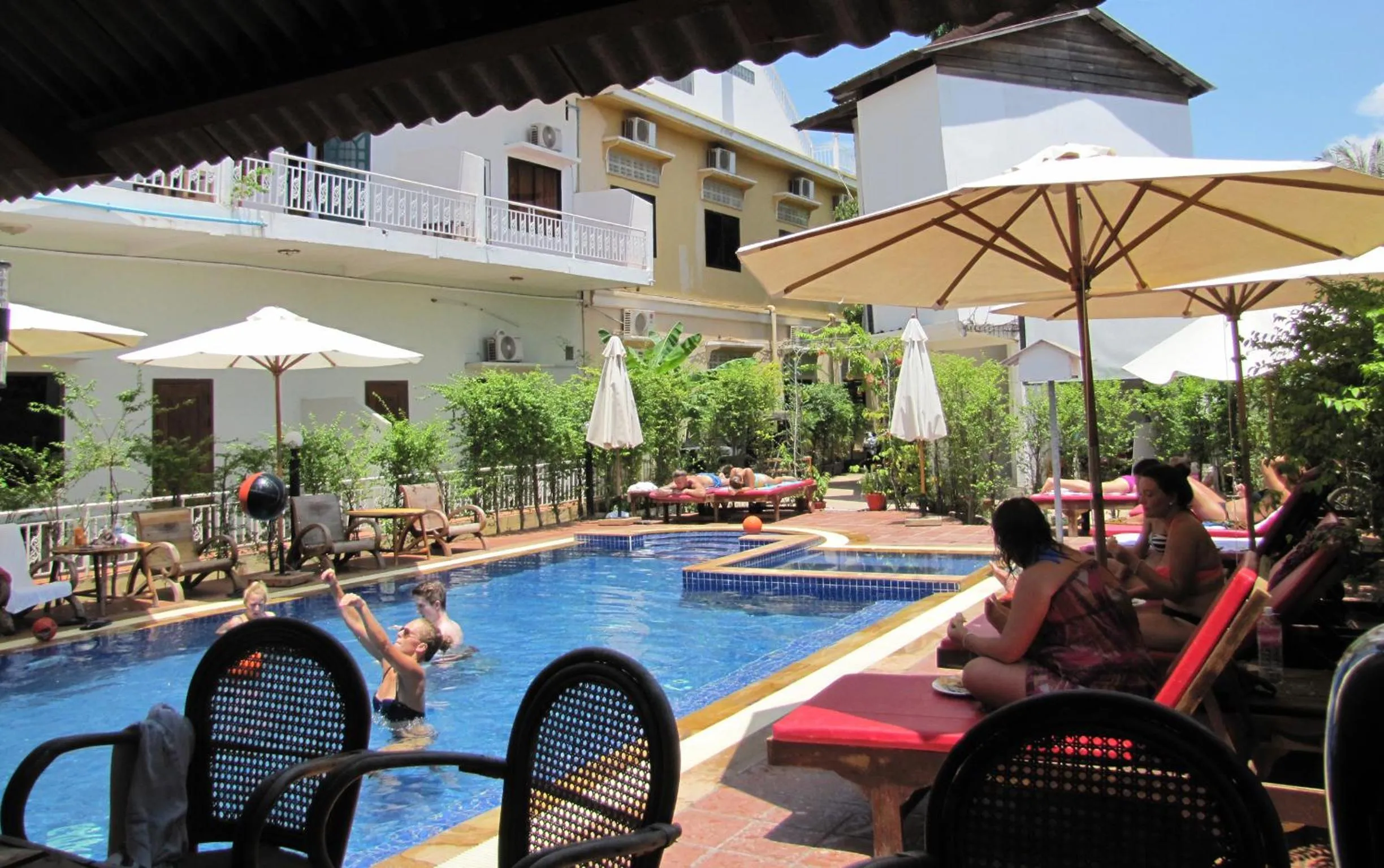 Swimming pool in Blossoming Romduol Boutique