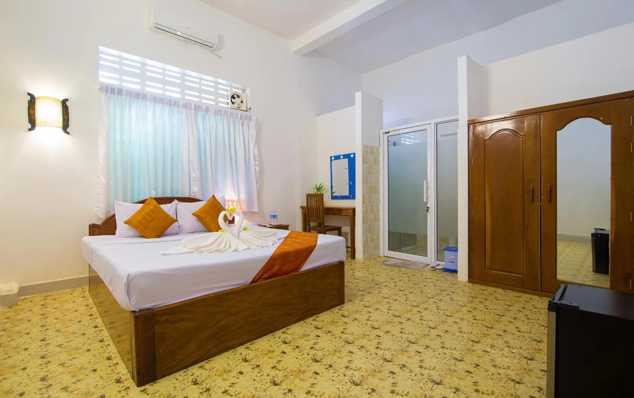 Photo of the whole room, Bed in Blossoming Romduol Boutique