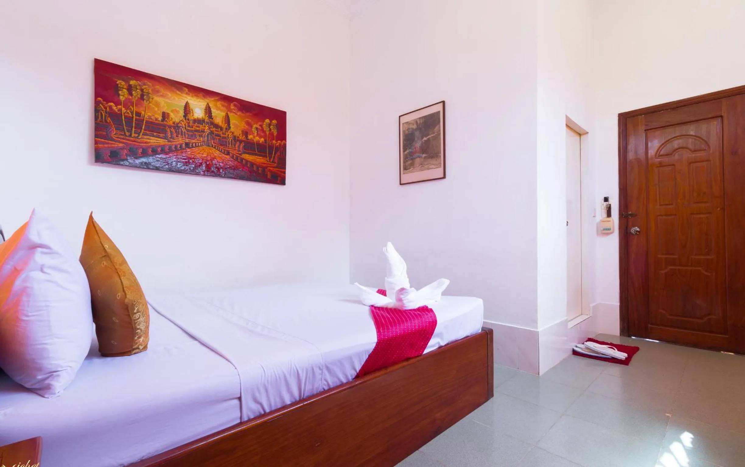 Photo of the whole room, Bed in Blossoming Romduol Boutique