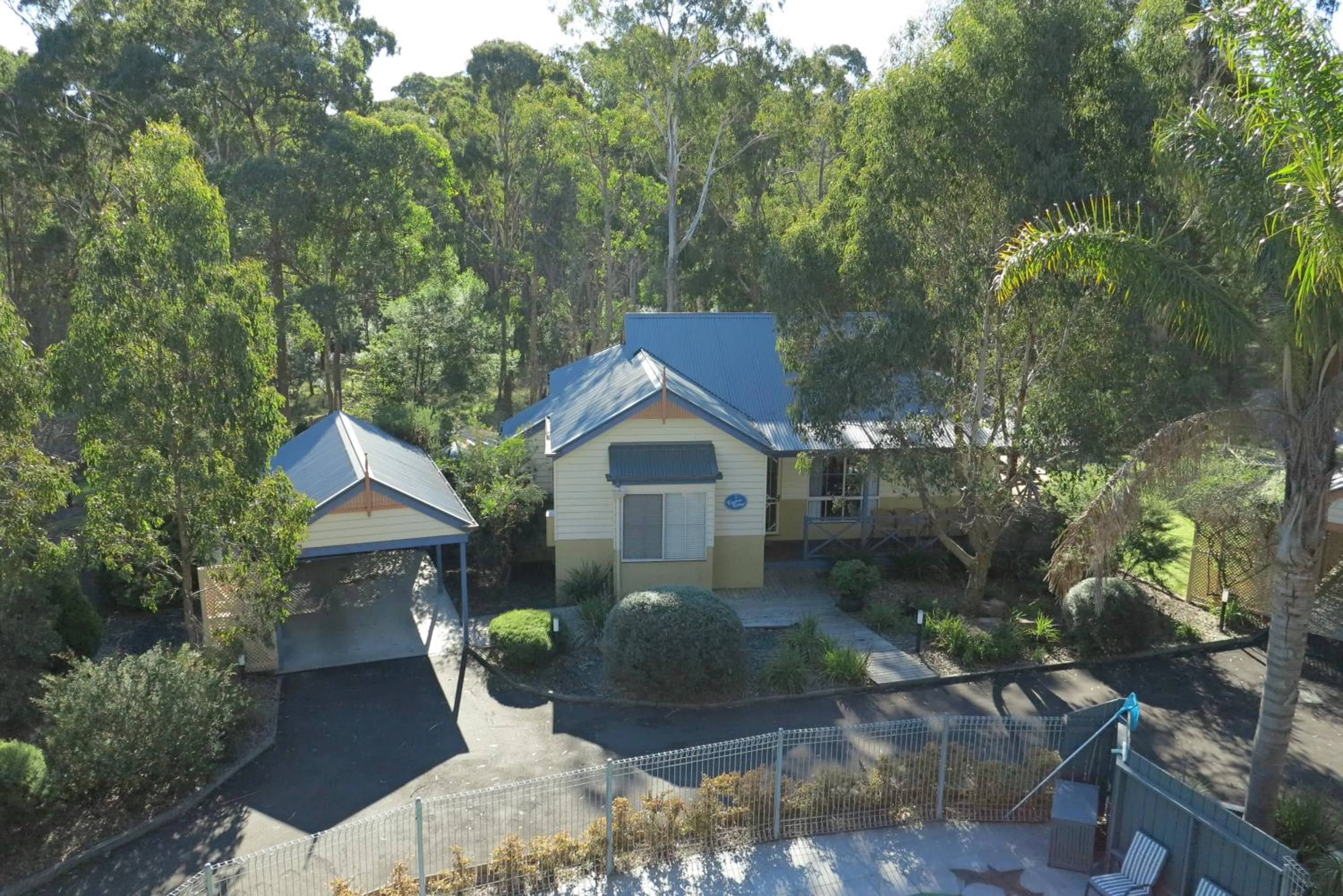 Bird's eye view in Waverley House Cottages