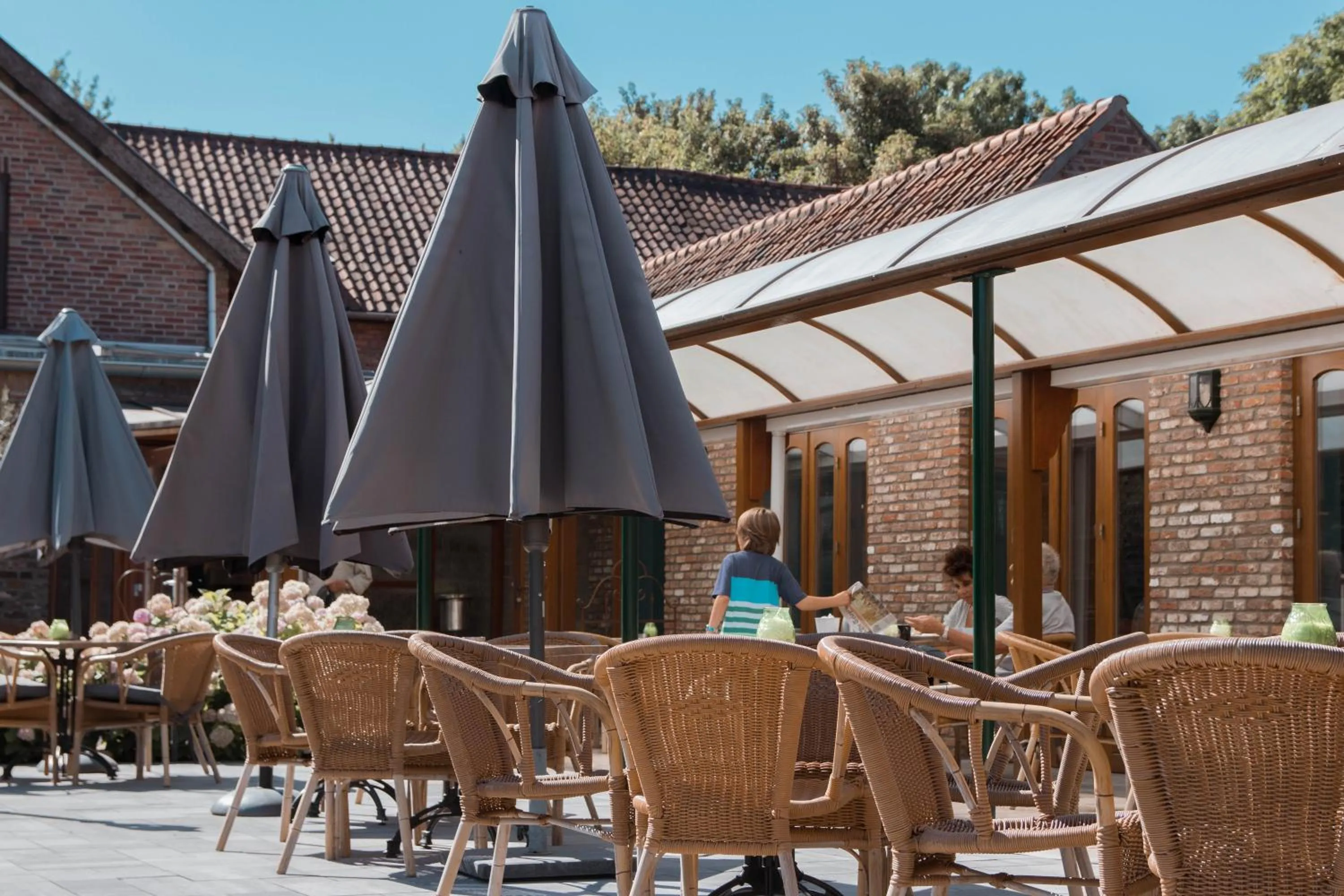 Patio in Hotel Restaurant De Roosterhoeve