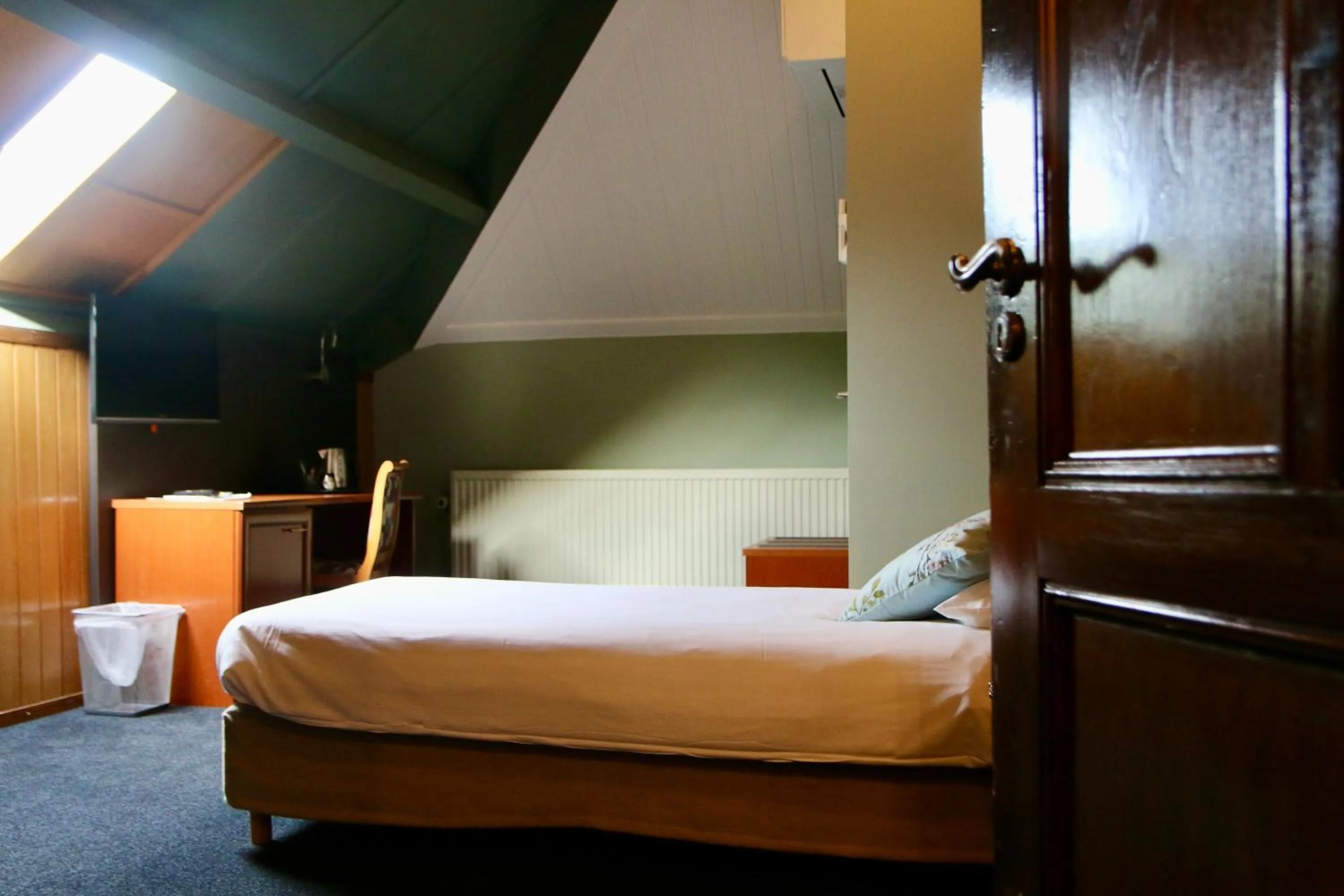 Photo of the whole room, Bed in Hotel Restaurant De Roosterhoeve
