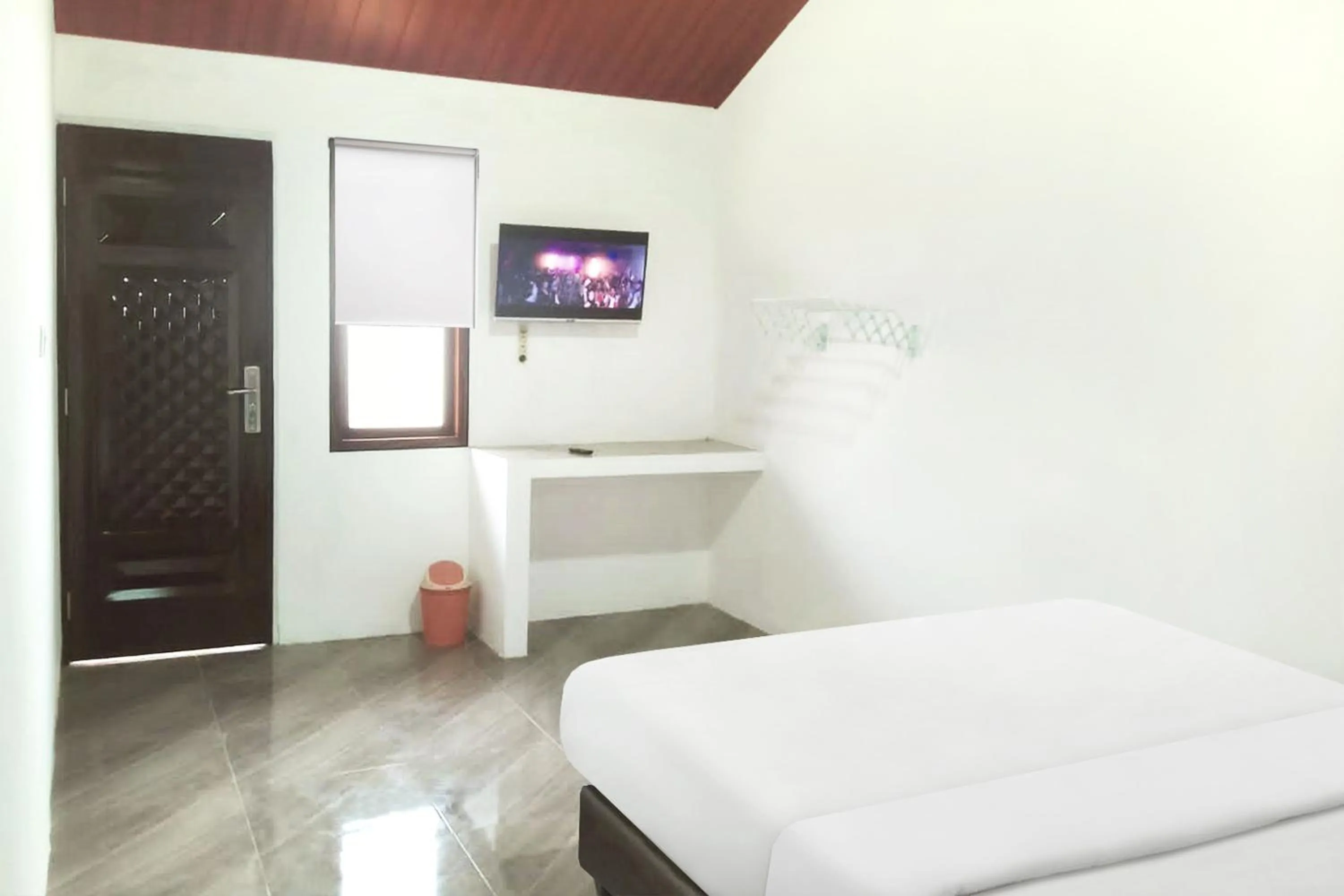 Standard Double Room in Urbanview Hotel Nerine's Glamping Village Cipanas by RedDoorz