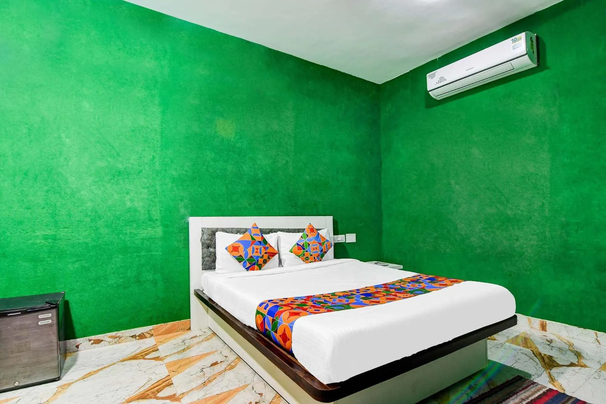 FabHotel Urban Classy