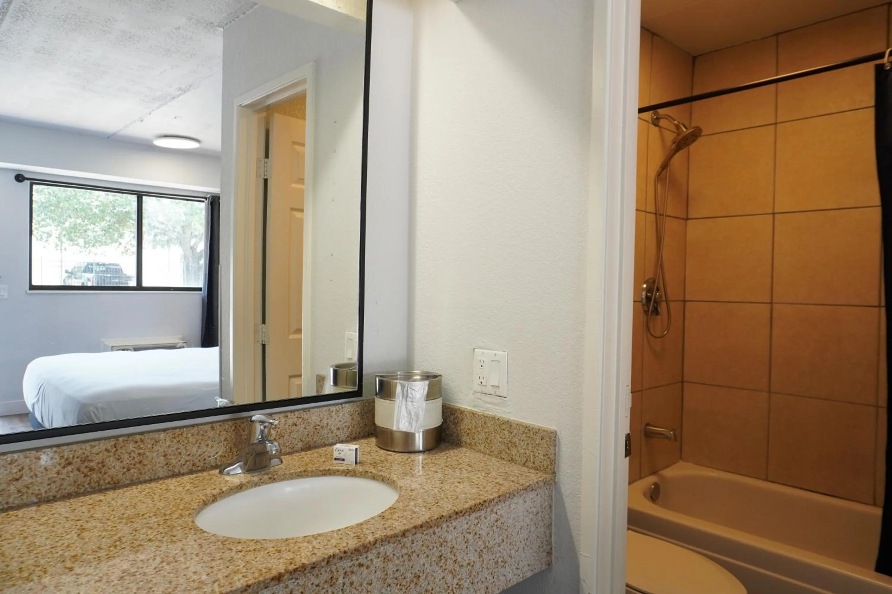 Boardwalk Suites Baton Rouge