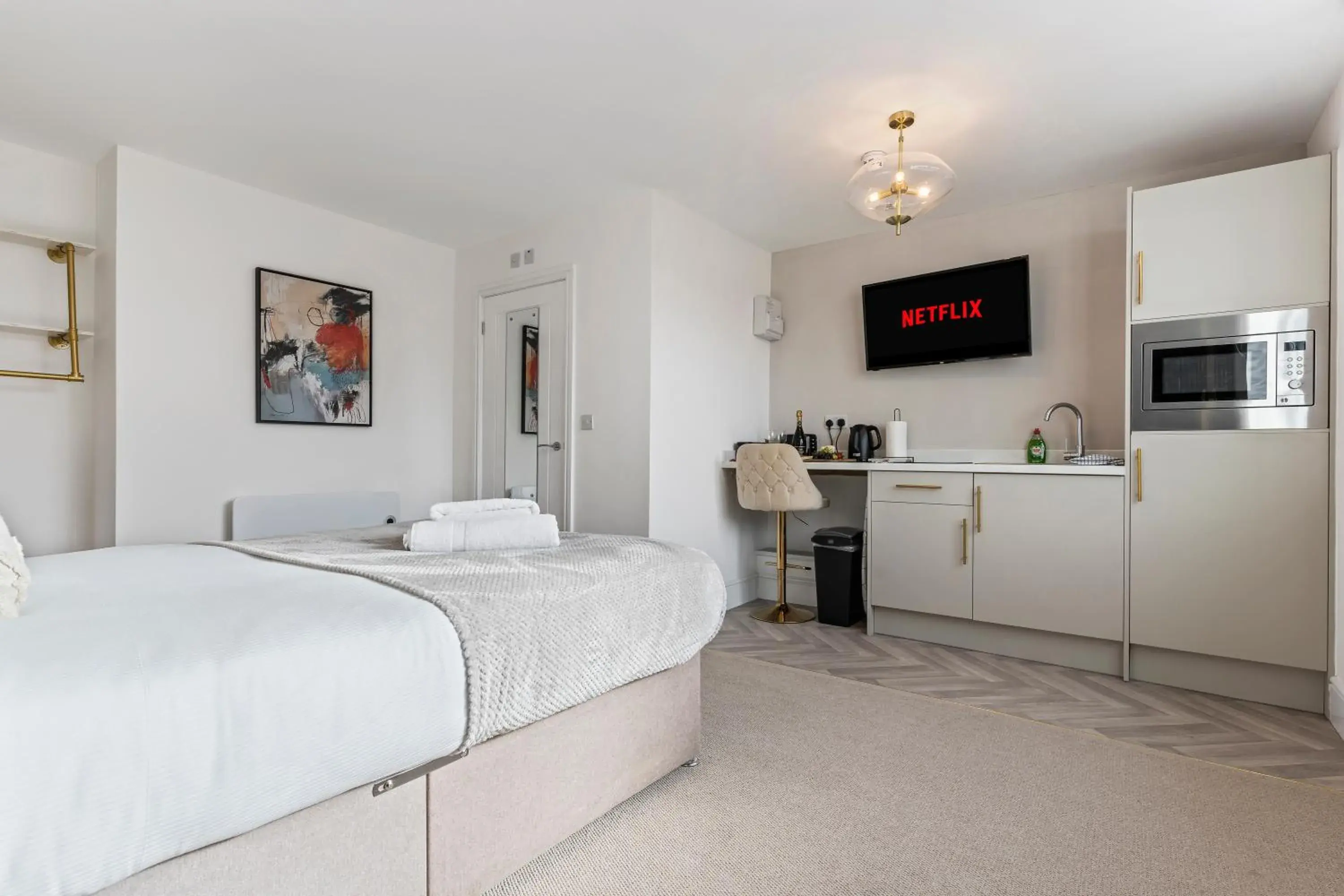 Deluxe Apartment in Bowles Hotels Deluxe Apartment in Bowles Hotels