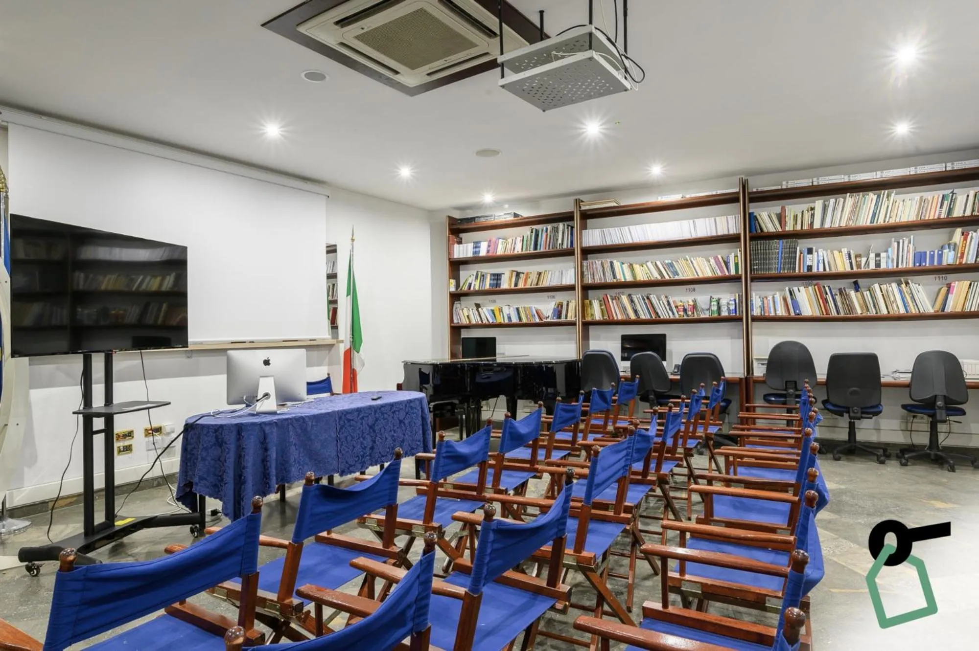 TV and multimedia in HOTIDAY Gallipoli Porto