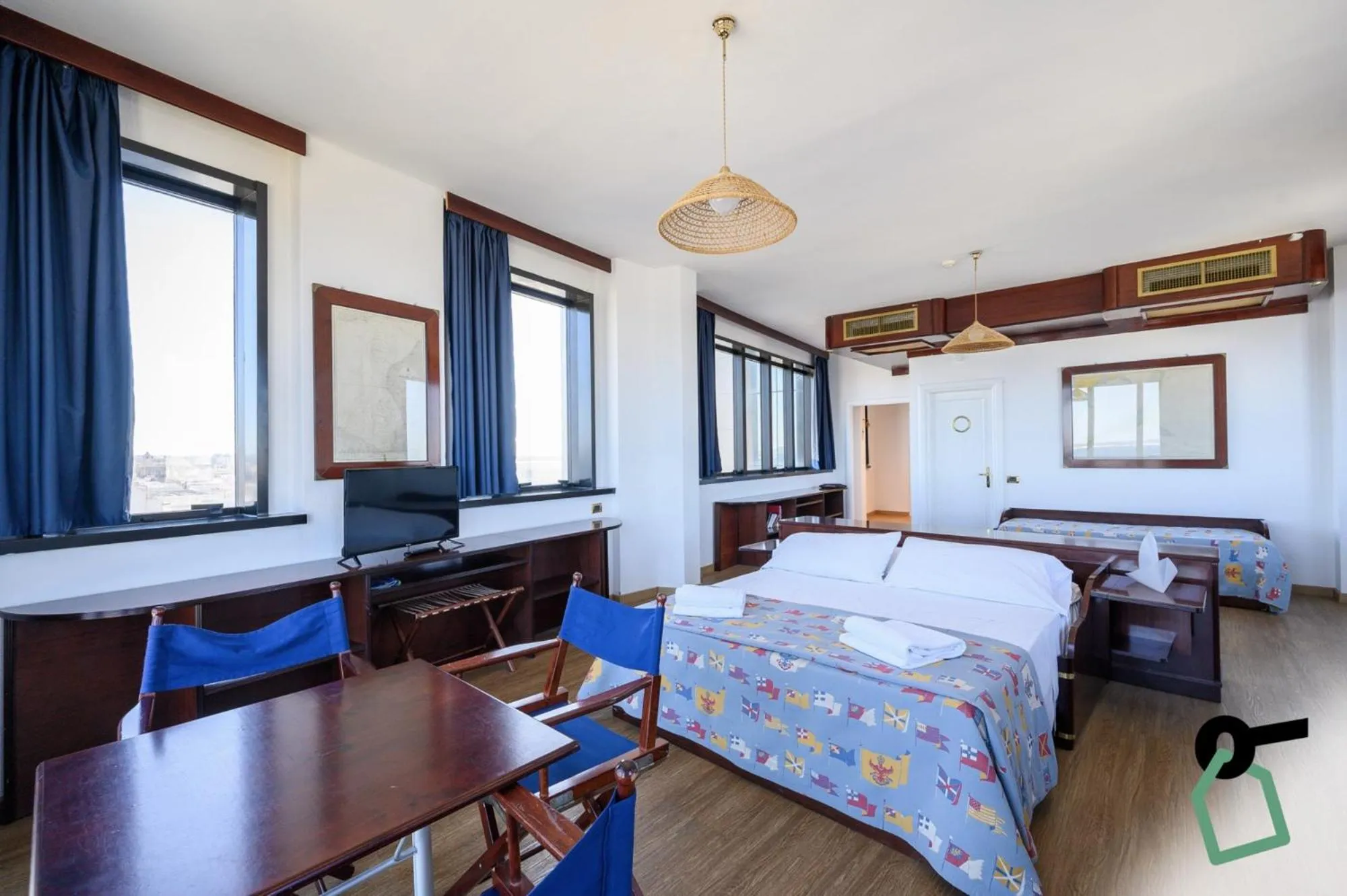 Bedroom, Bed in HOTIDAY Gallipoli Porto