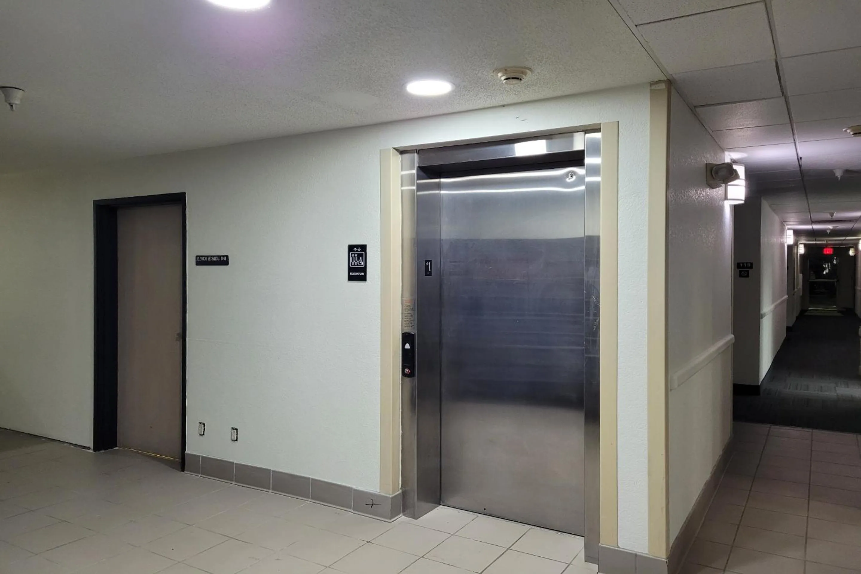 Lobby or reception in Modern Stay 39 Lakeview By OYO Minonk