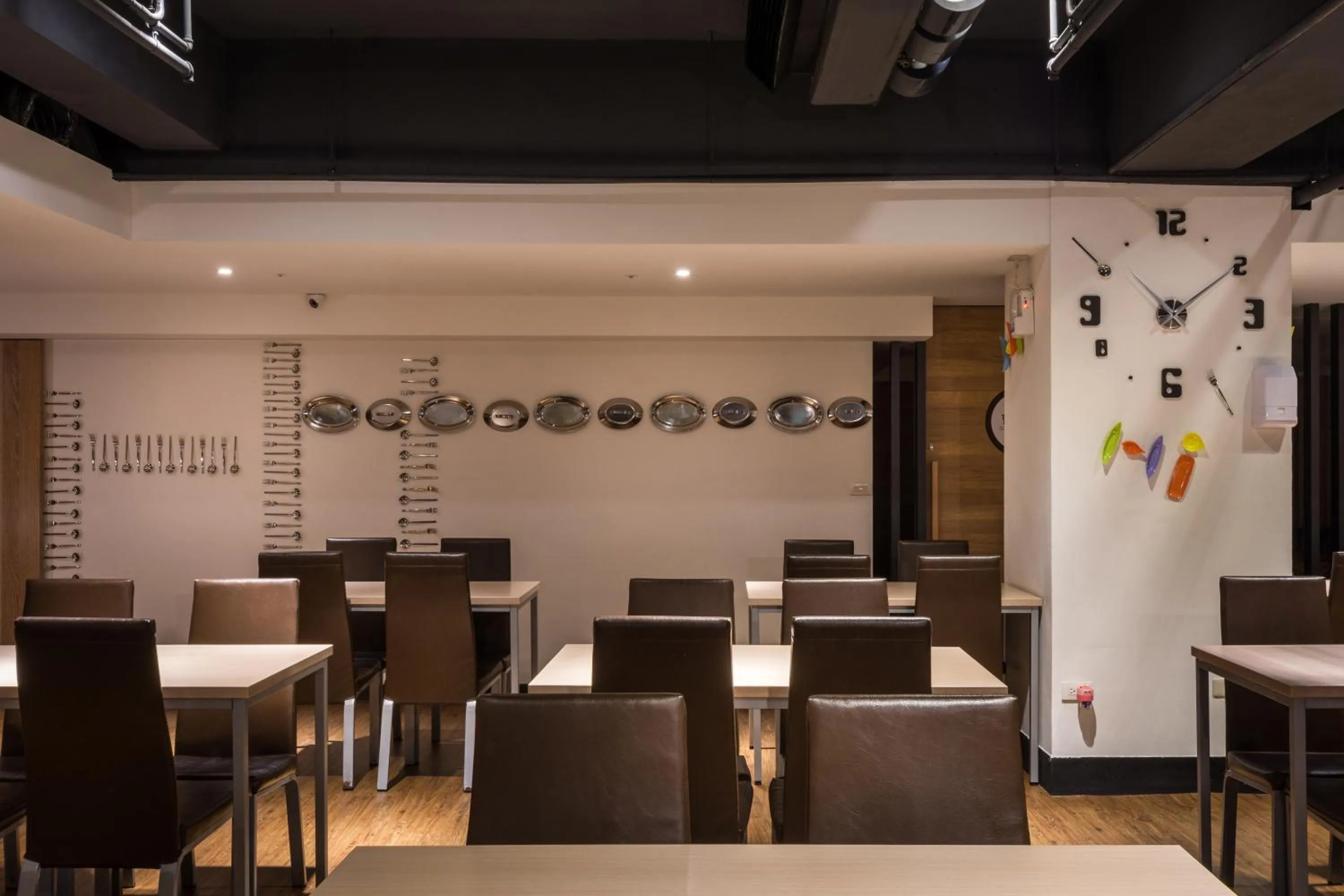 Restaurant/places to eat in HOTEL HI- Chui-Yang