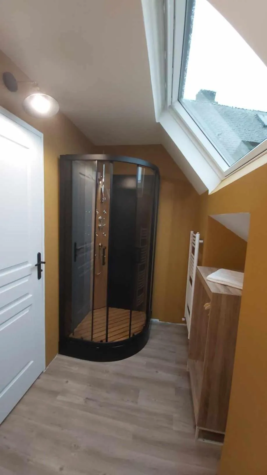 Bathroom in La Renaissance