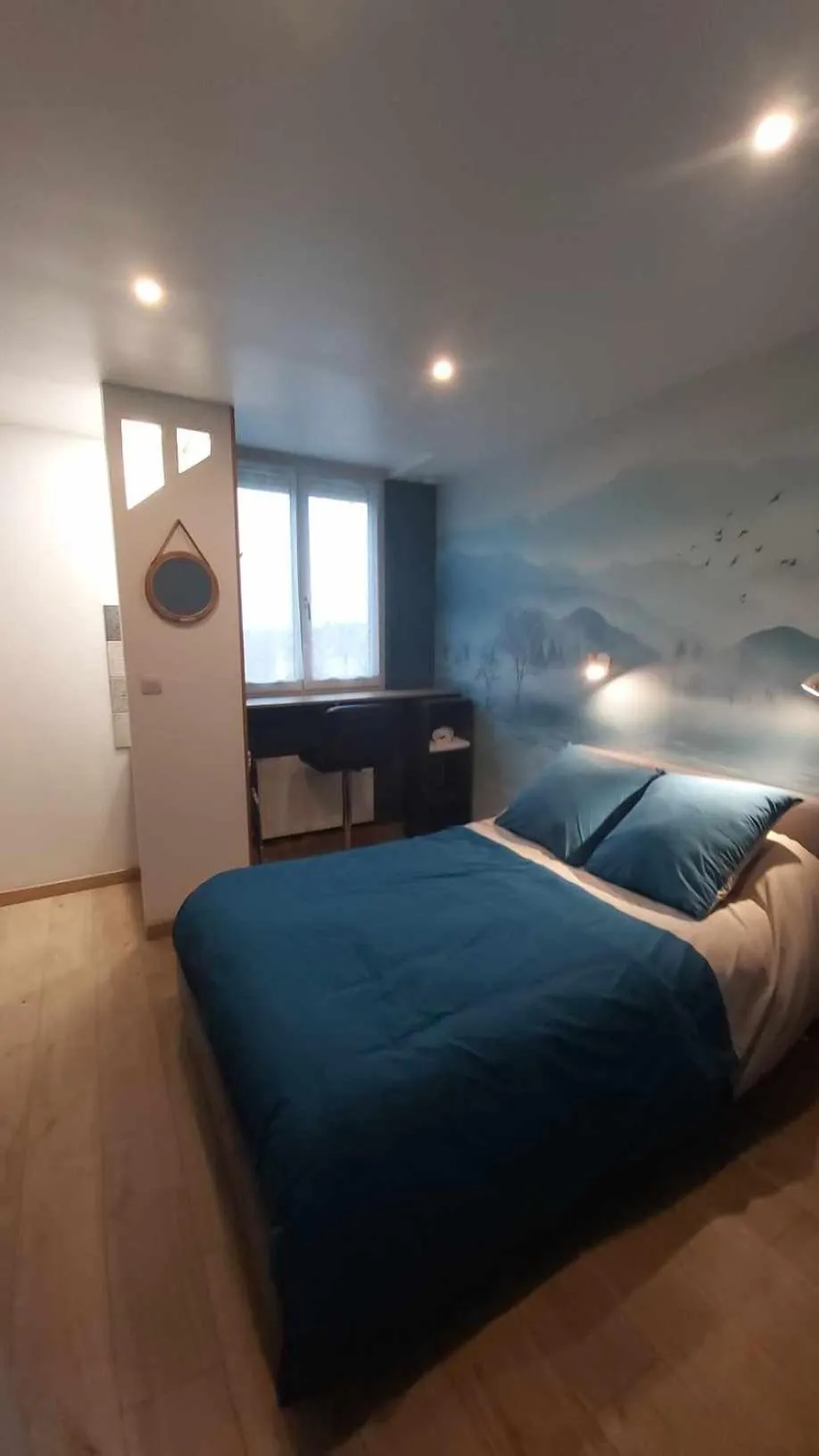 Bed in La Renaissance