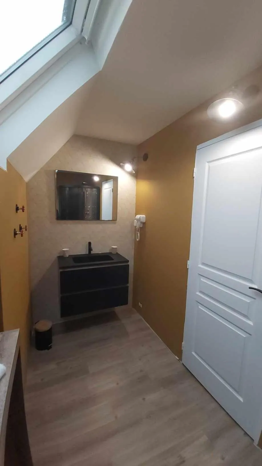 Bathroom in La Renaissance