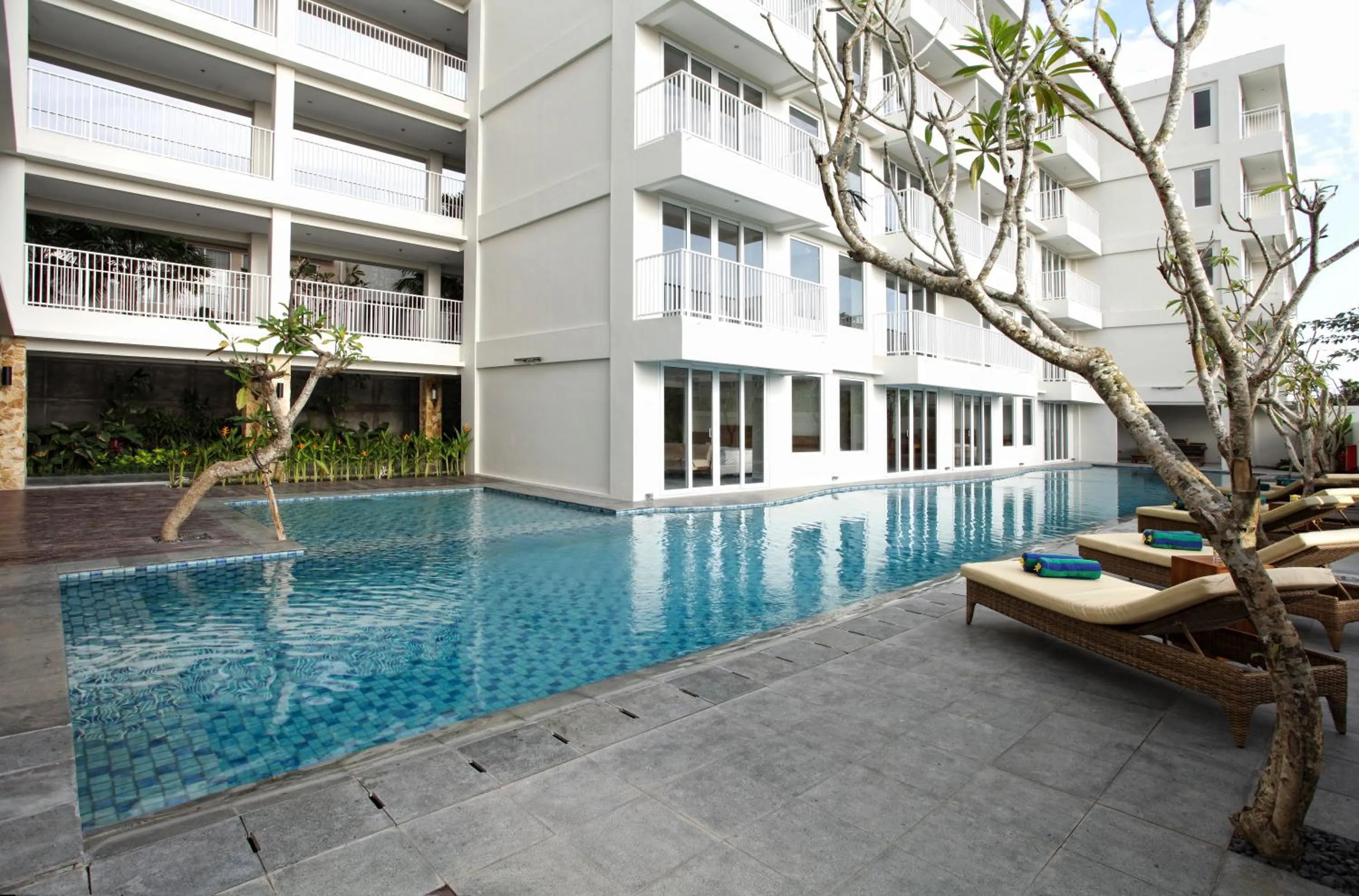 Swimming pool in Paragon Hotel Seminyak