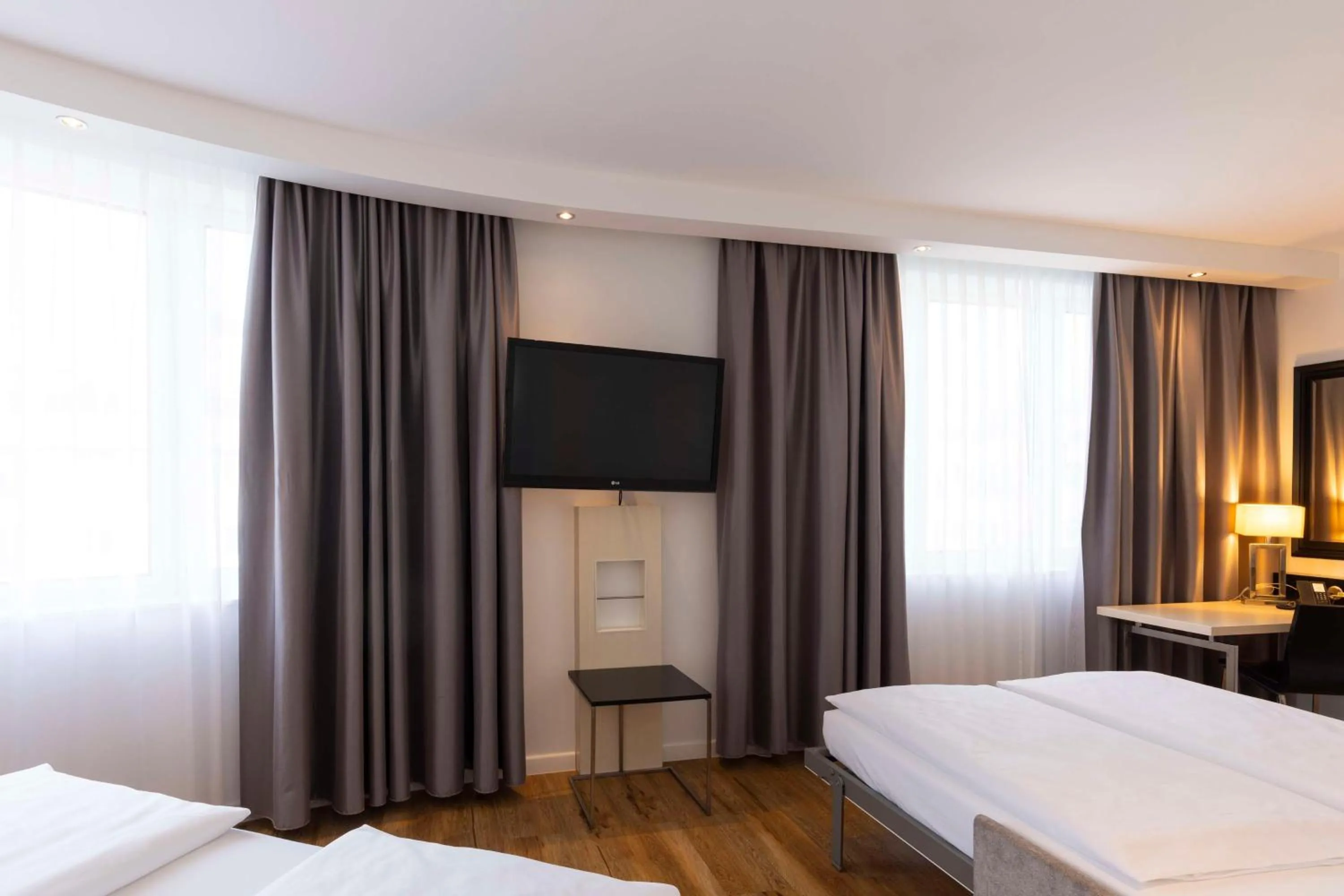 Bedroom, Bed in Scandic Berlin Kurfürstendamm