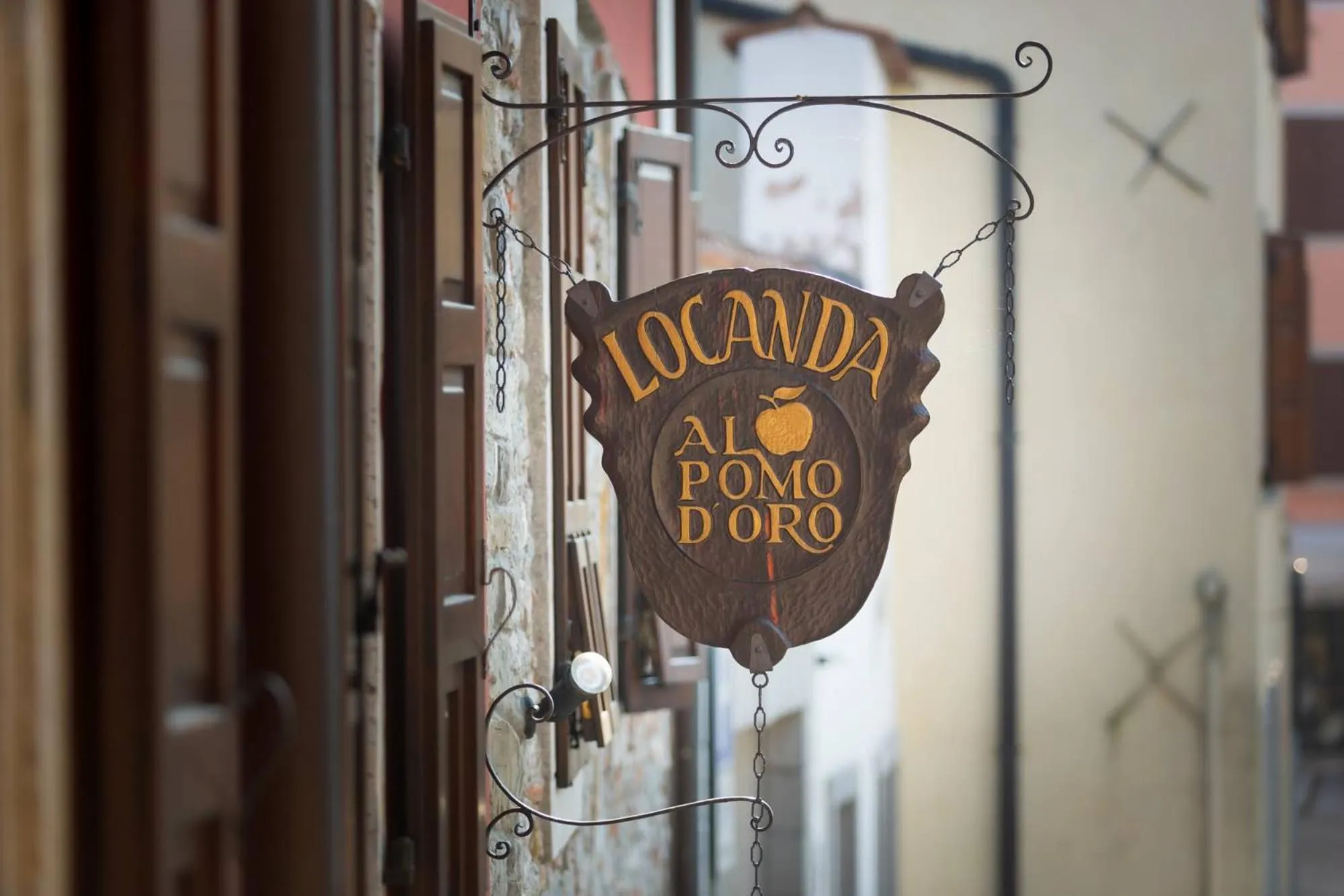 Logo/Certificate/Sign in Hotel Locanda Al Pomo d'Oro