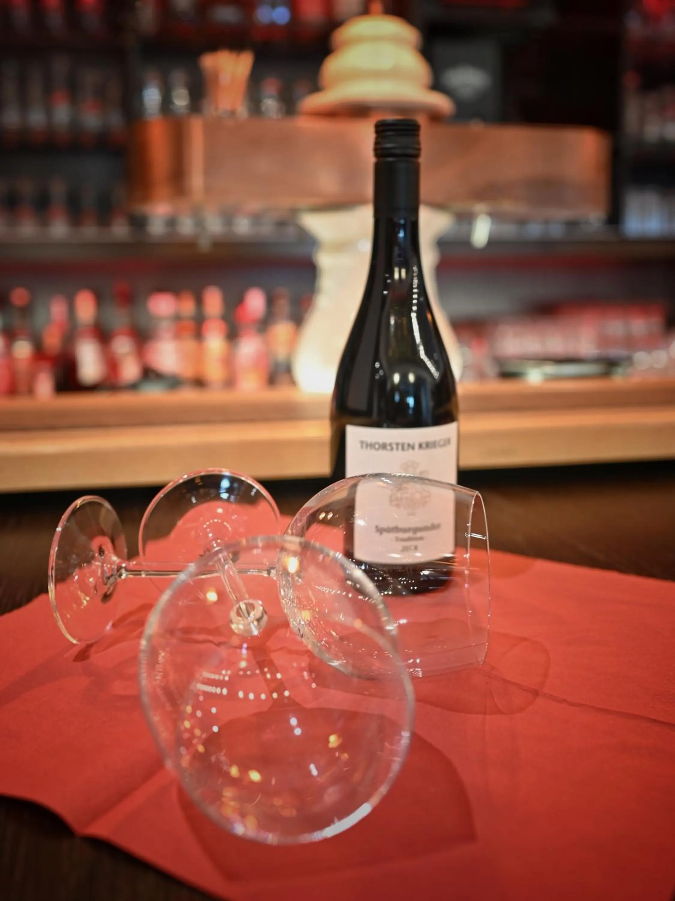 Restaurant/places to eat in Hotel Scirocco