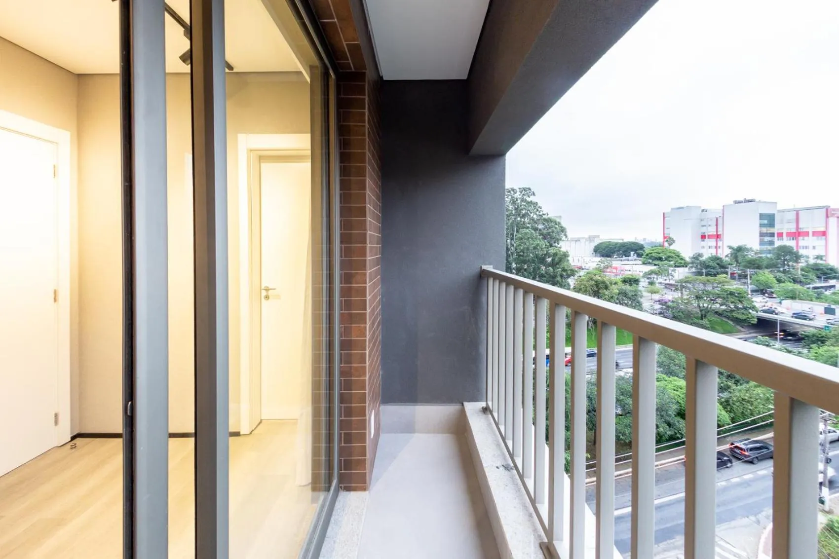 Day in Iconyc Charlie Ibirapuera Hotel