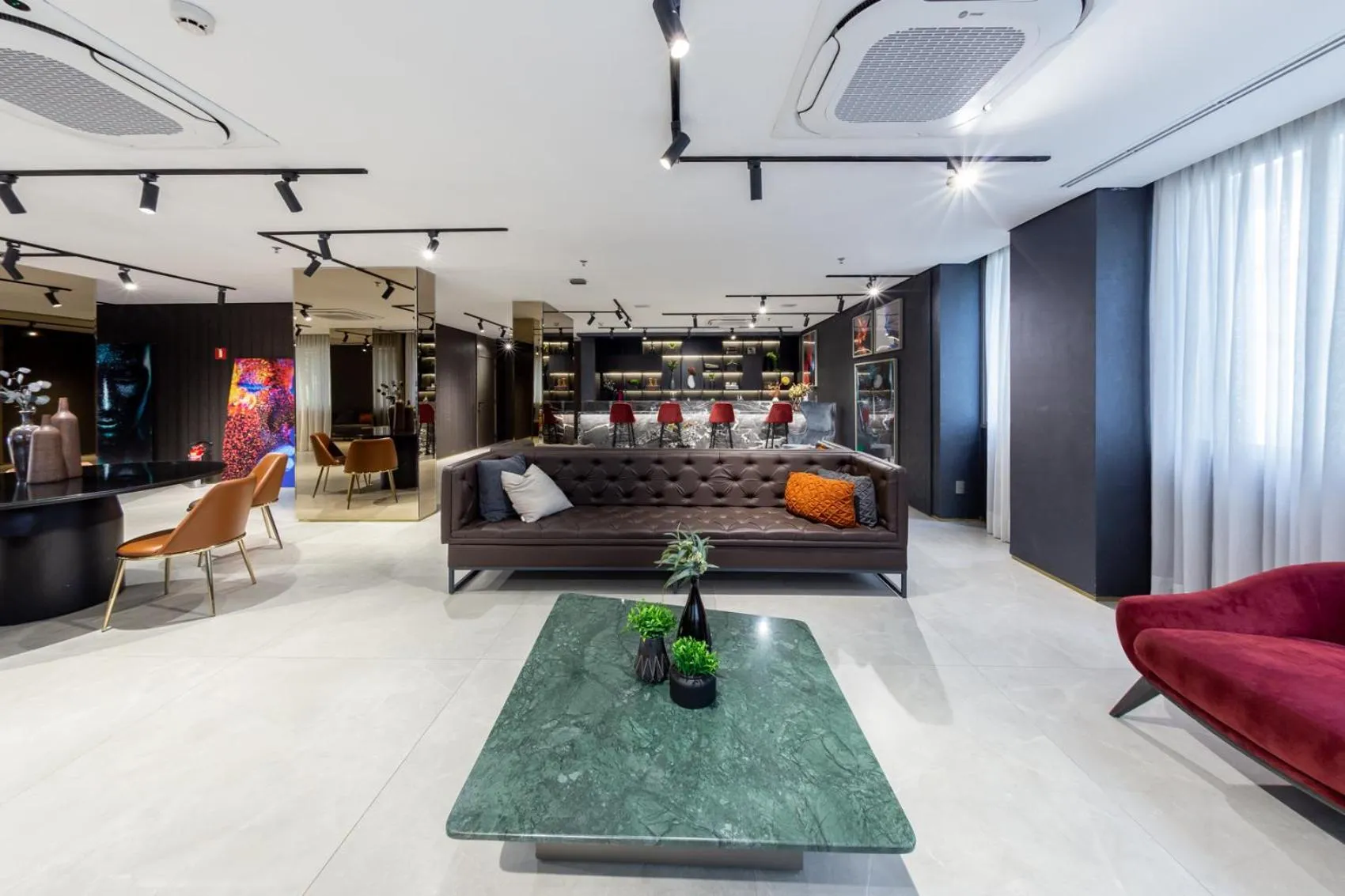 Property building in Iconyc Charlie Ibirapuera Hotel