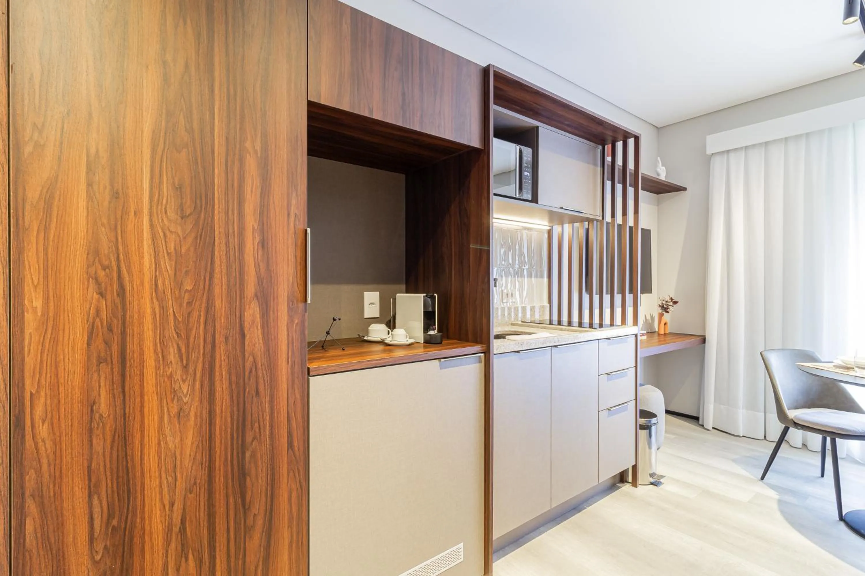 Coffee/tea facilities in Iconyc Charlie Ibirapuera Hotel