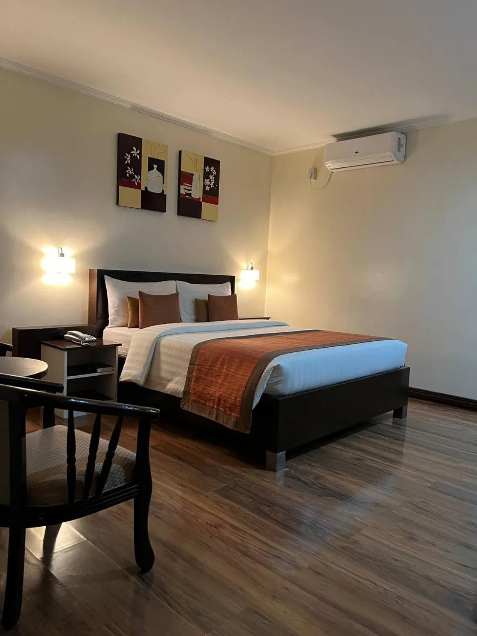 Bed in Subic Residencias