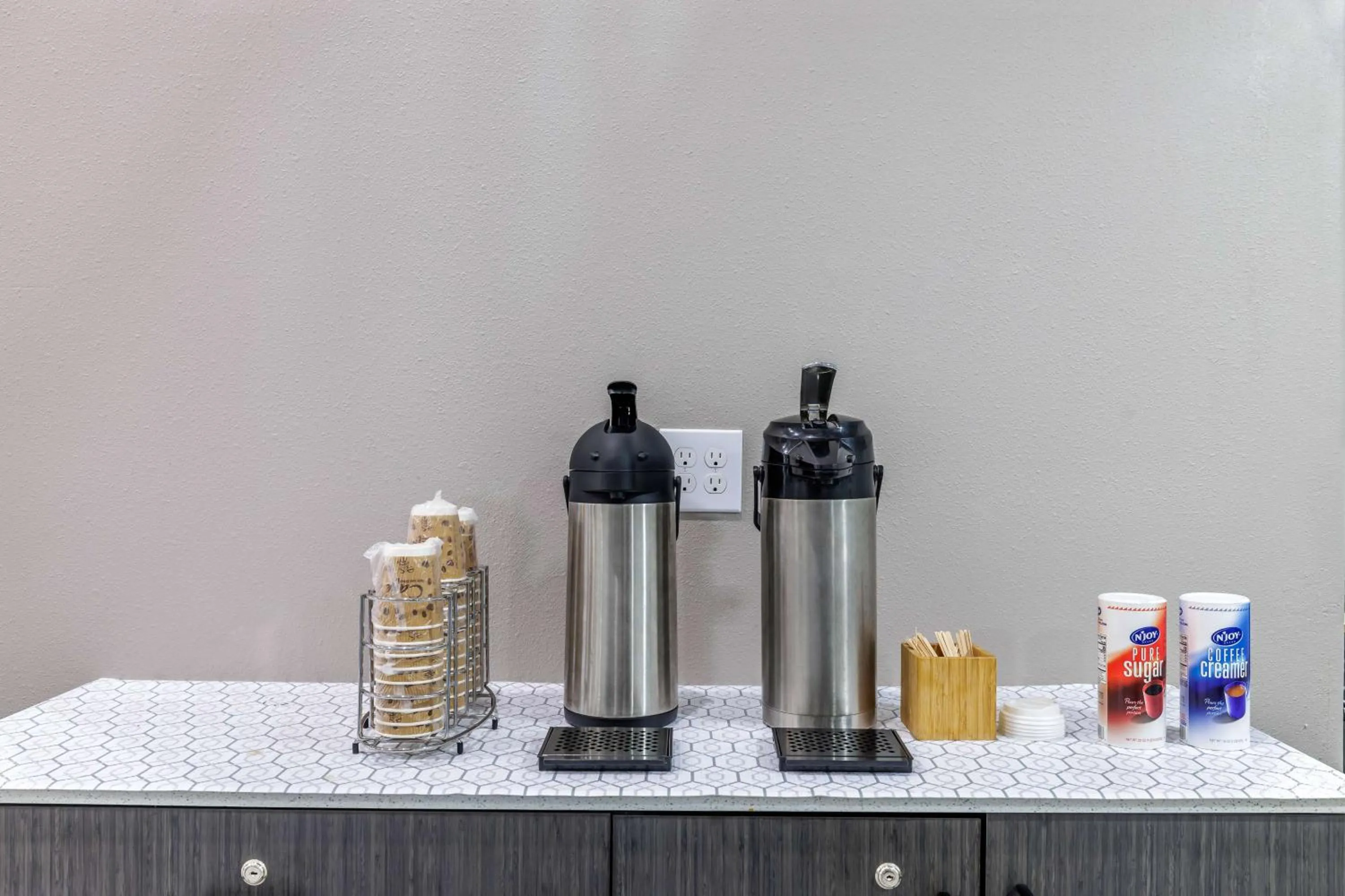 Lobby or reception in Studio 6 Suites Brenham, TX