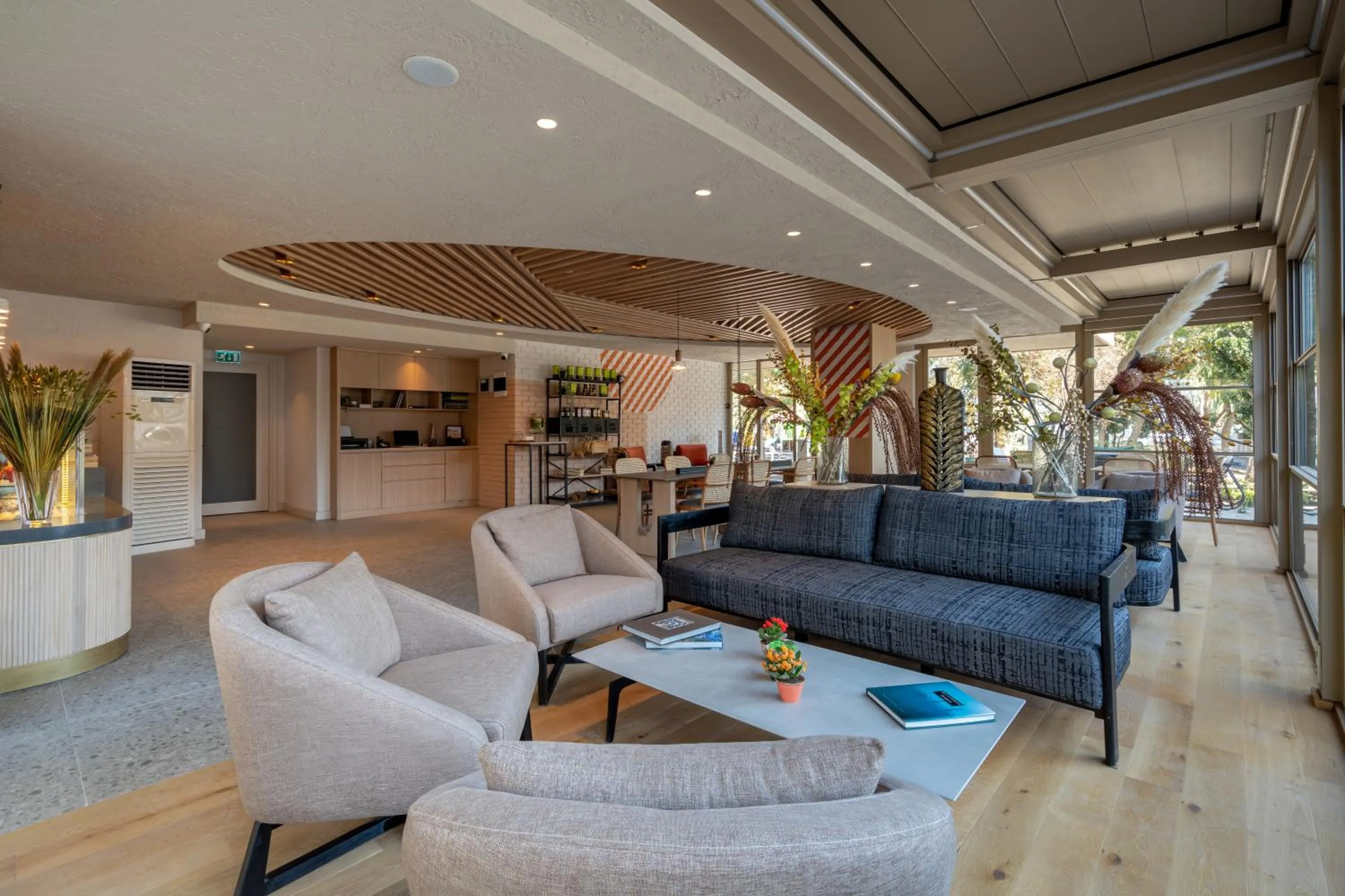 Lobby or reception in Oli Hotel and Suites