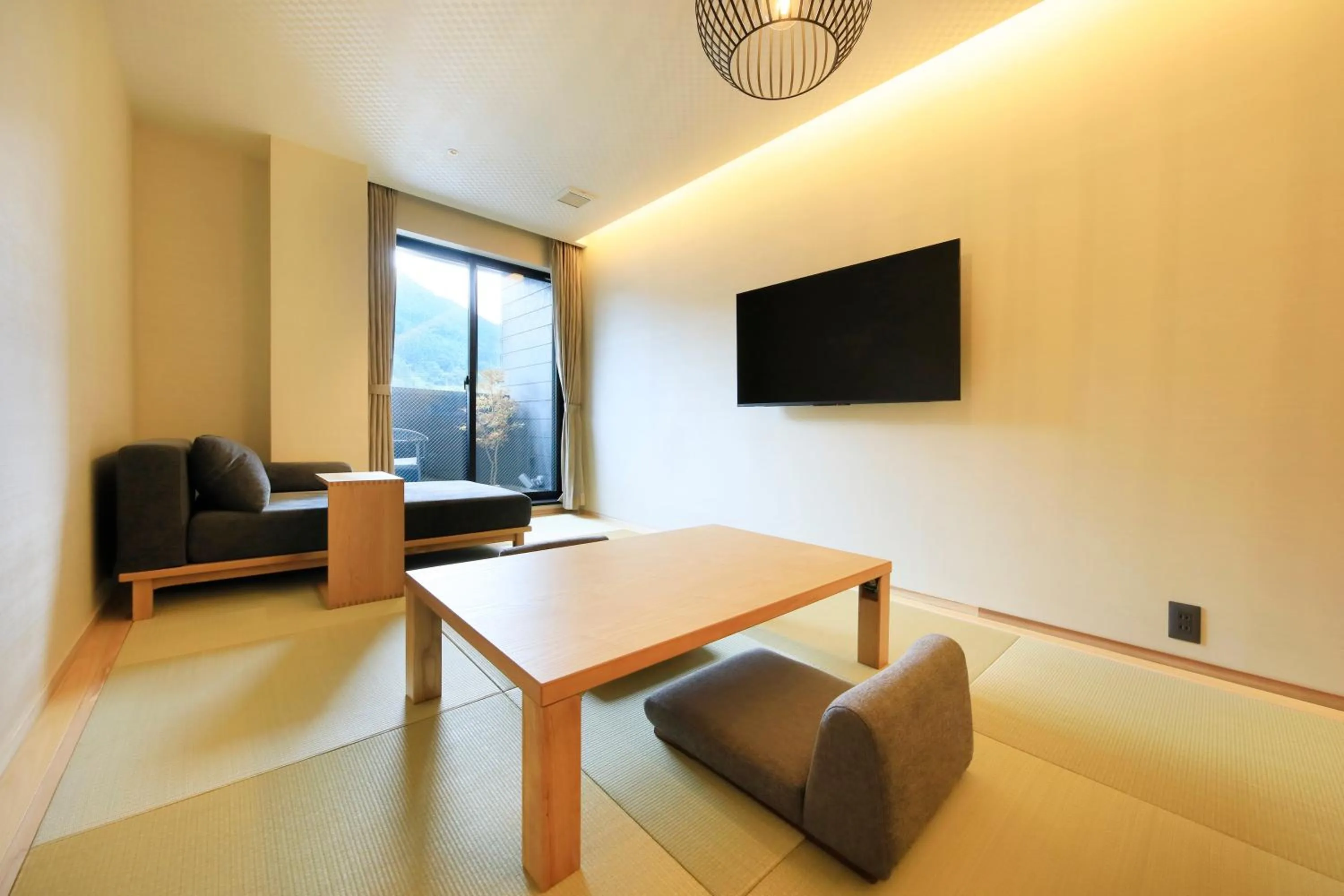 Photo of the whole room in Yutorelo Tsuwano